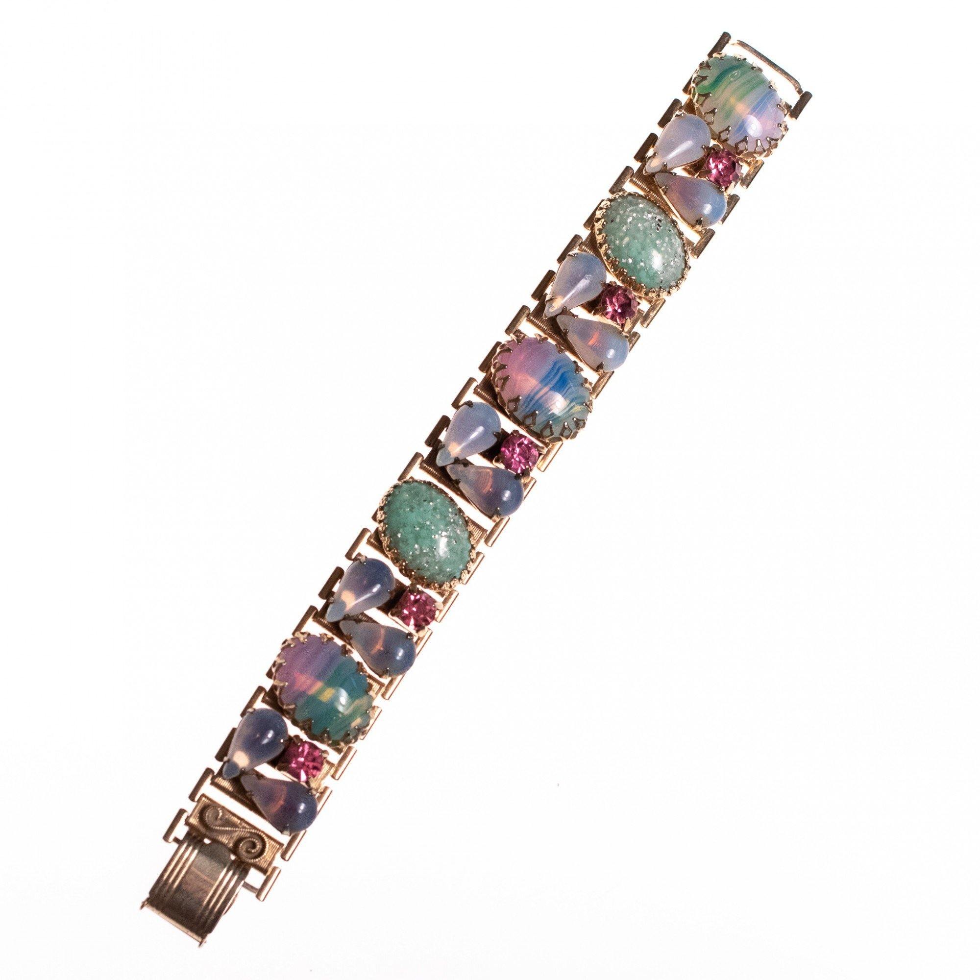 Vintage Juliana Periwinkle Rhinestone Bracelet with Elegant Closure by Juliana - Vintage Meet Modern Vintage Jewelry - Chicago, Illinois - #oldhollywoodglamour #vintagemeetmodern #designervintage #jewelrybox #antiquejewelry #vintagejewelry