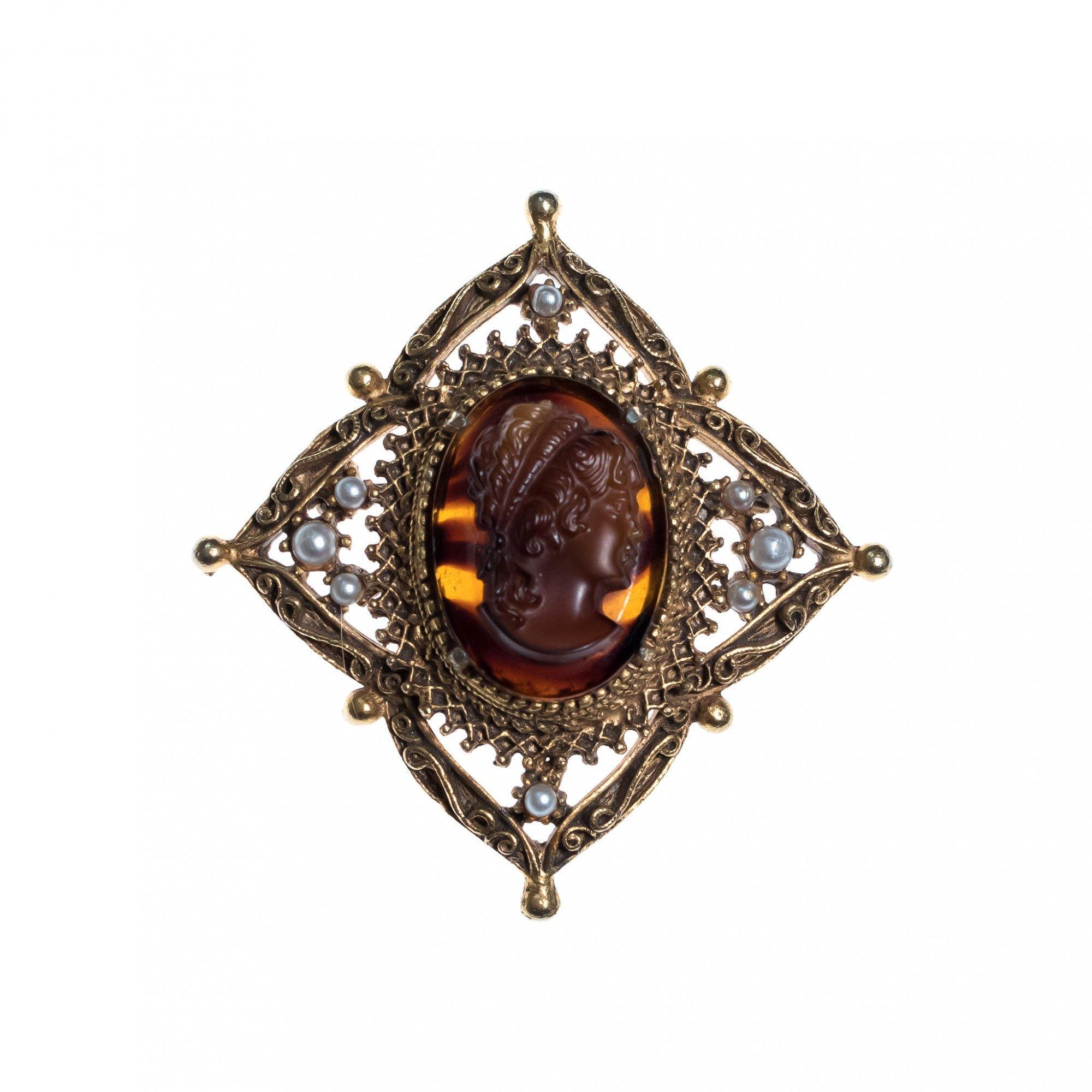 Vintage Florenza Cameo Tortoise with Faux Pearls by Florenza - Vintage Meet Modern Vintage Jewelry - Chicago, Illinois - #oldhollywoodglamour #vintagemeetmodern #designervintage #jewelrybox #antiquejewelry #vintagejewelry