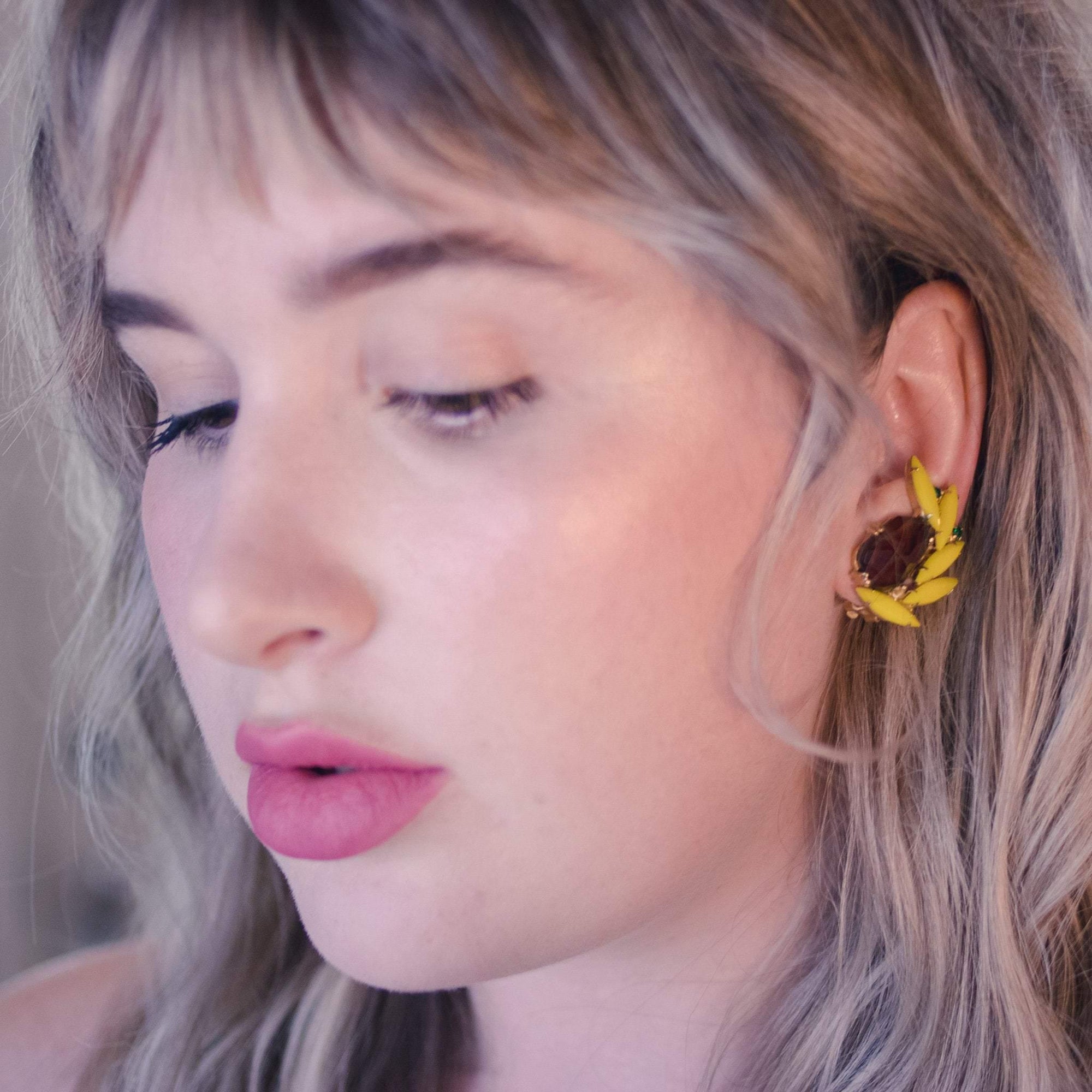 Vintage Tara Yellow and Amber Rhinestone Sunflower Brooch by tara - Vintage Meet Modern Vintage Jewelry - Chicago, Illinois - #oldhollywoodglamour #vintagemeetmodern #designervintage #jewelrybox #antiquejewelry #vintagejewelry