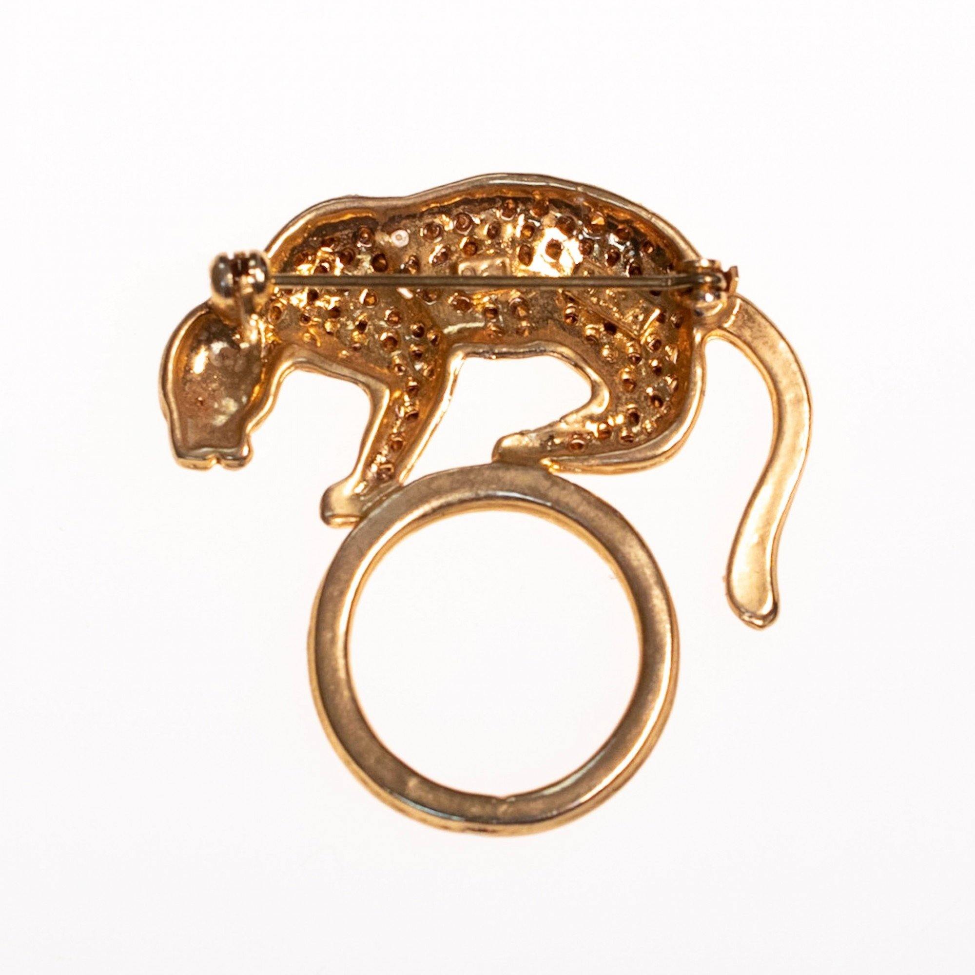Vintage Jewelry Cheetah Brooch by 1980s - Vintage Meet Modern Vintage Jewelry - Chicago, Illinois - #oldhollywoodglamour #vintagemeetmodern #designervintage #jewelrybox #antiquejewelry #vintagejewelry