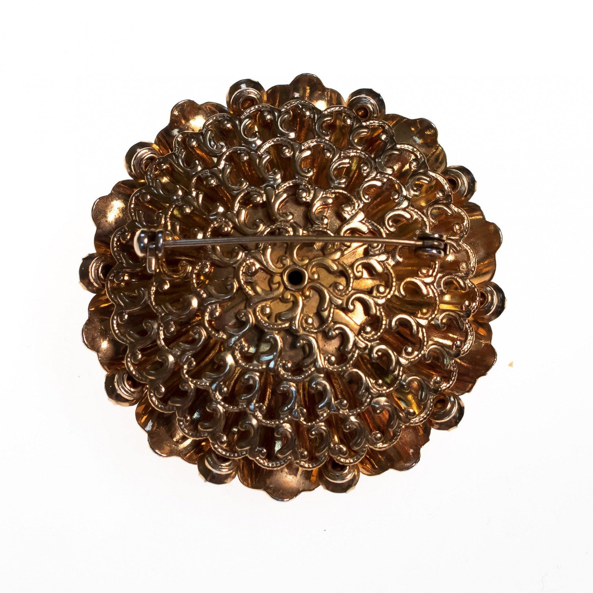 Vintage 1960s Champange and Amber Rhinestone Sparkling Bejeweled Rhinestone Brooch by 1960s - Vintage Meet Modern Vintage Jewelry - Chicago, Illinois - #oldhollywoodglamour #vintagemeetmodern #designervintage #jewelrybox #antiquejewelry #vintagejewelry