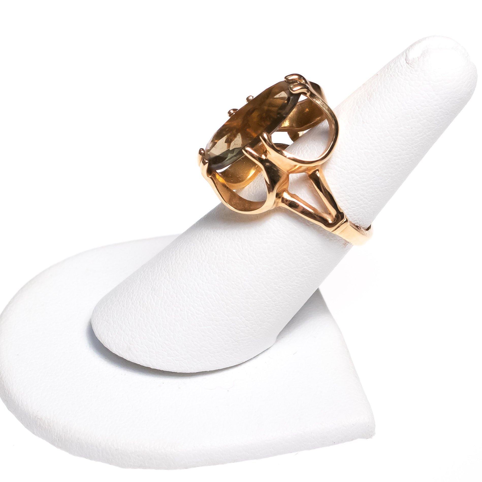 Vintage 1950s Espo Olive Quartz Cocktail Ring by Esposito - Vintage Meet Modern Vintage Jewelry - Chicago, Illinois - #oldhollywoodglamour #vintagemeetmodern #designervintage #jewelrybox #antiquejewelry #vintagejewelry