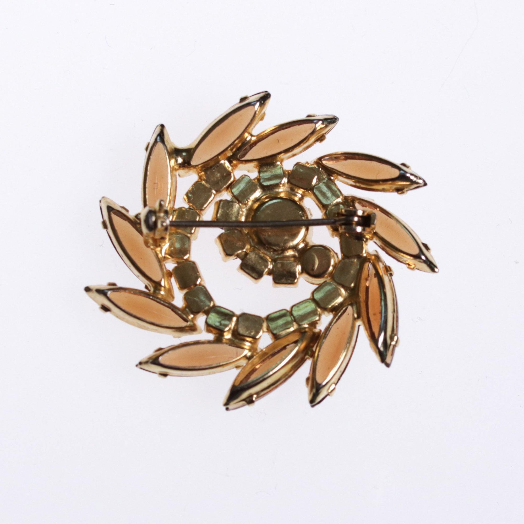 1950s Petite Juliana Amber Citrine Rhinestone by Juliana - Vintage Meet Modern Vintage Jewelry - Chicago, Illinois - #oldhollywoodglamour #vintagemeetmodern #designervintage #jewelrybox #antiquejewelry #vintagejewelry