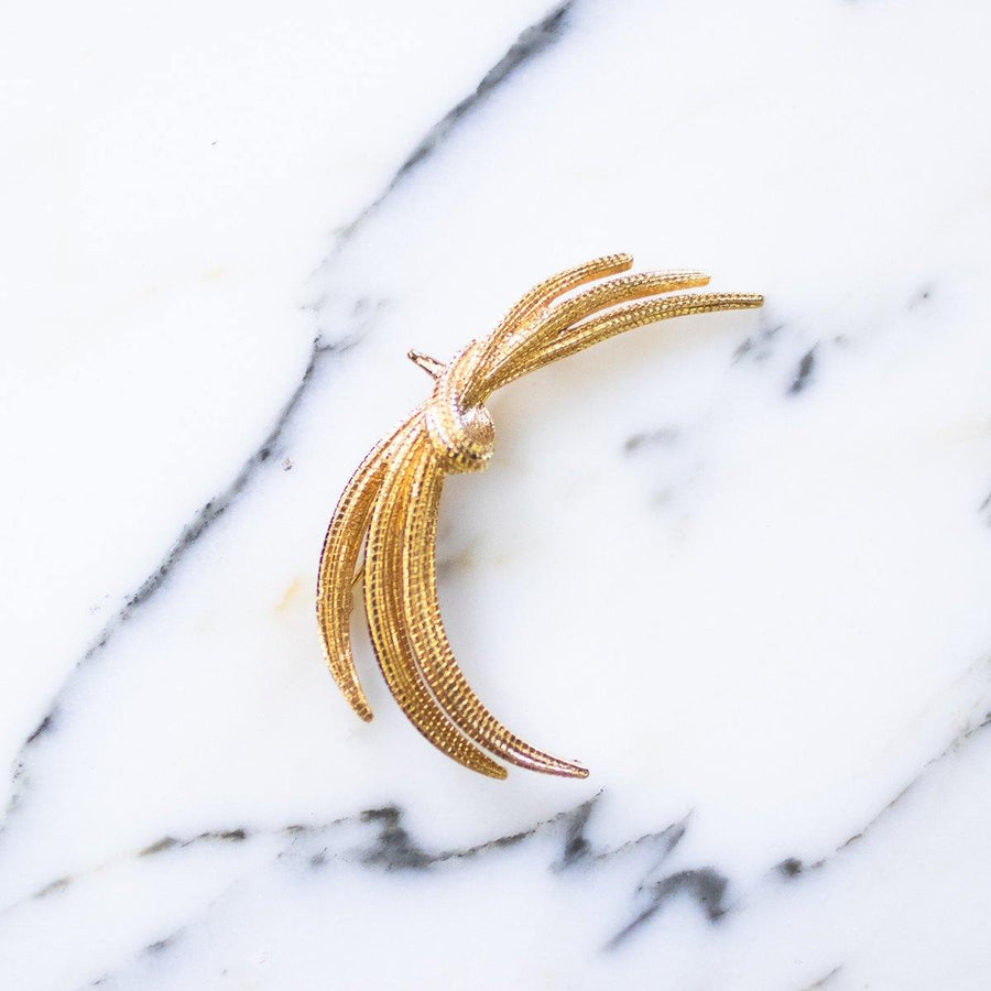 1960s Monet Classic Gold Crest Brooch by Monet - Vintage Meet Modern Vintage Jewelry - Chicago, Illinois - #oldhollywoodglamour #vintagemeetmodern #designervintage #jewelrybox #antiquejewelry #vintagejewelry