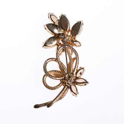 Vintage 1950s Gold Tone Rhinestone Flower Brooch by 1950s - Vintage Meet Modern Vintage Jewelry - Chicago, Illinois - #oldhollywoodglamour #vintagemeetmodern #designervintage #jewelrybox #antiquejewelry #vintagejewelry