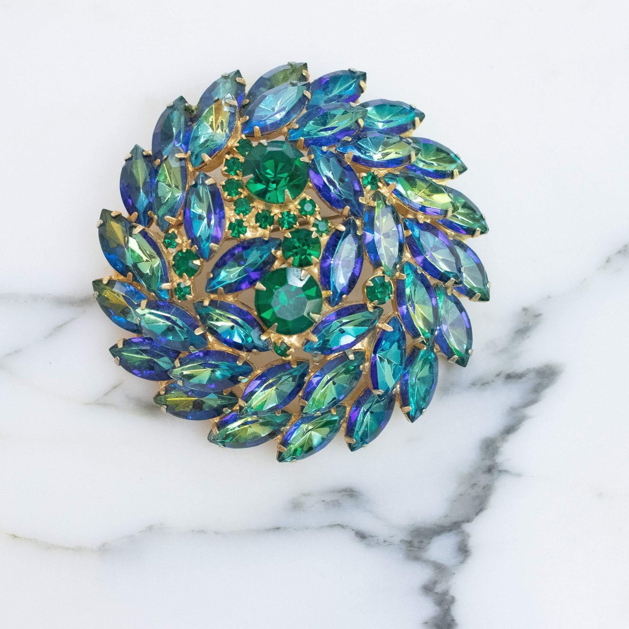 Vintage Juliana Huge Blue Green Rhinestone Medallion Brooch by Juliana - Vintage Meet Modern Vintage Jewelry - Chicago, Illinois - #oldhollywoodglamour #vintagemeetmodern #designervintage #jewelrybox #antiquejewelry #vintagejewelry