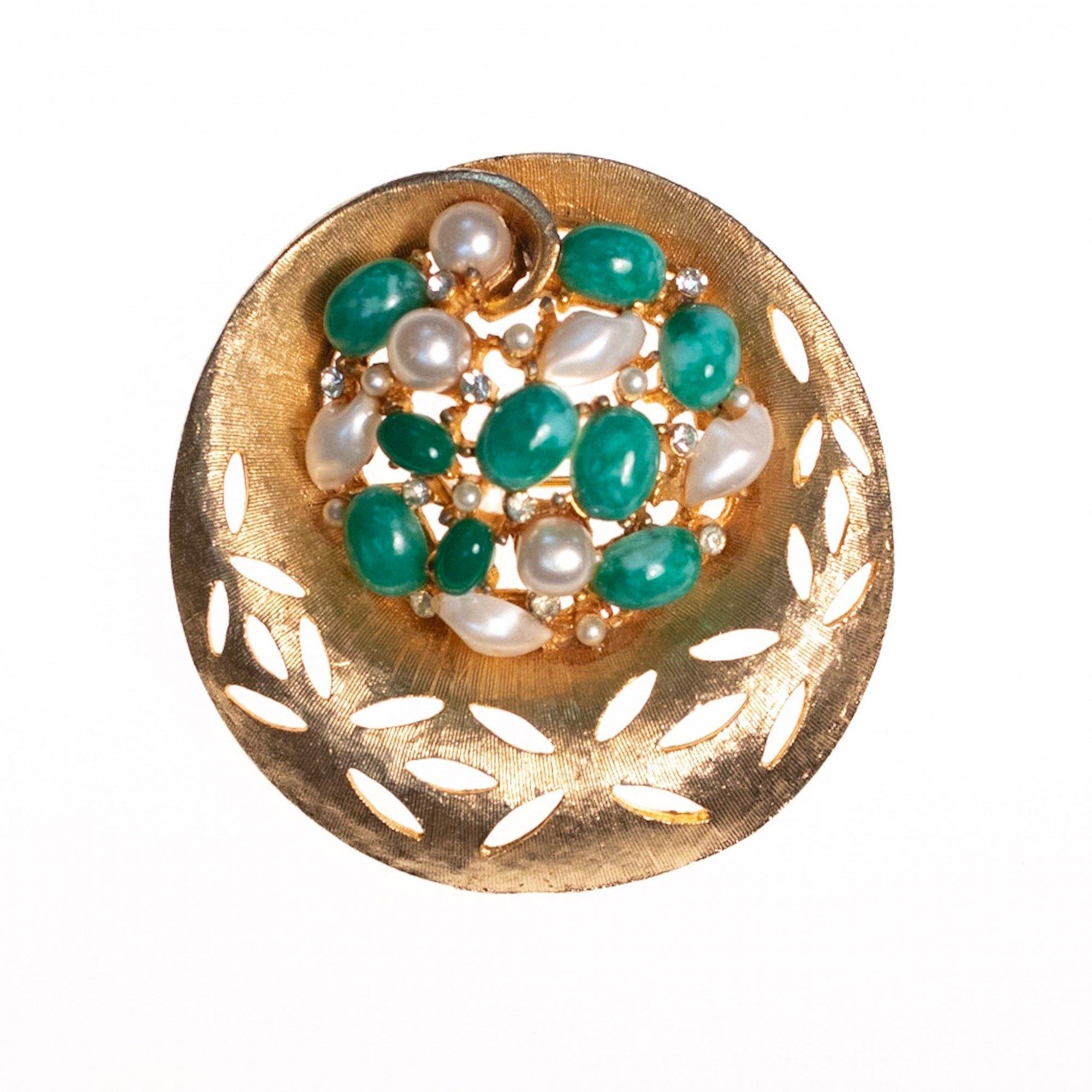 Vintage BSK Jade Lucite and Faux Pearl Medallion Brooch by BSK - Vintage Meet Modern Vintage Jewelry - Chicago, Illinois - #oldhollywoodglamour #vintagemeetmodern #designervintage #jewelrybox #antiquejewelry #vintagejewelry
