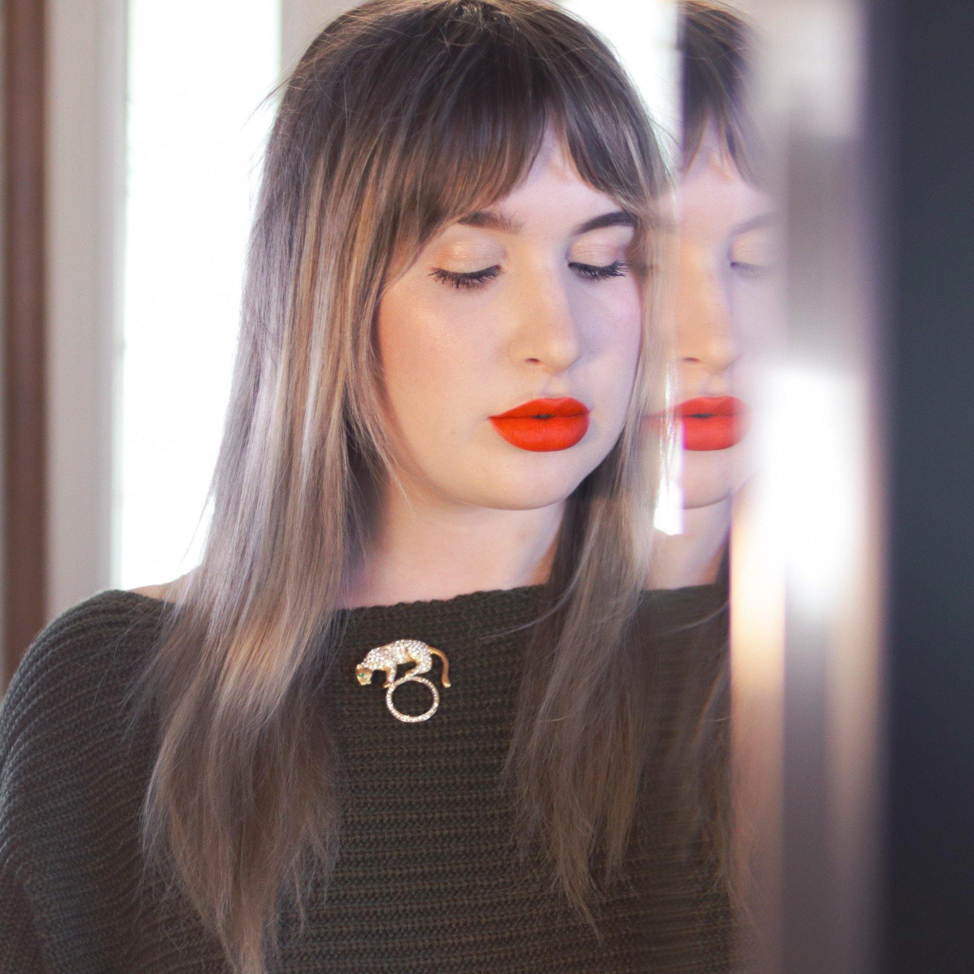 Vintage Jewelry Cheetah Brooch by 1980s - Vintage Meet Modern Vintage Jewelry - Chicago, Illinois - #oldhollywoodglamour #vintagemeetmodern #designervintage #jewelrybox #antiquejewelry #vintagejewelry