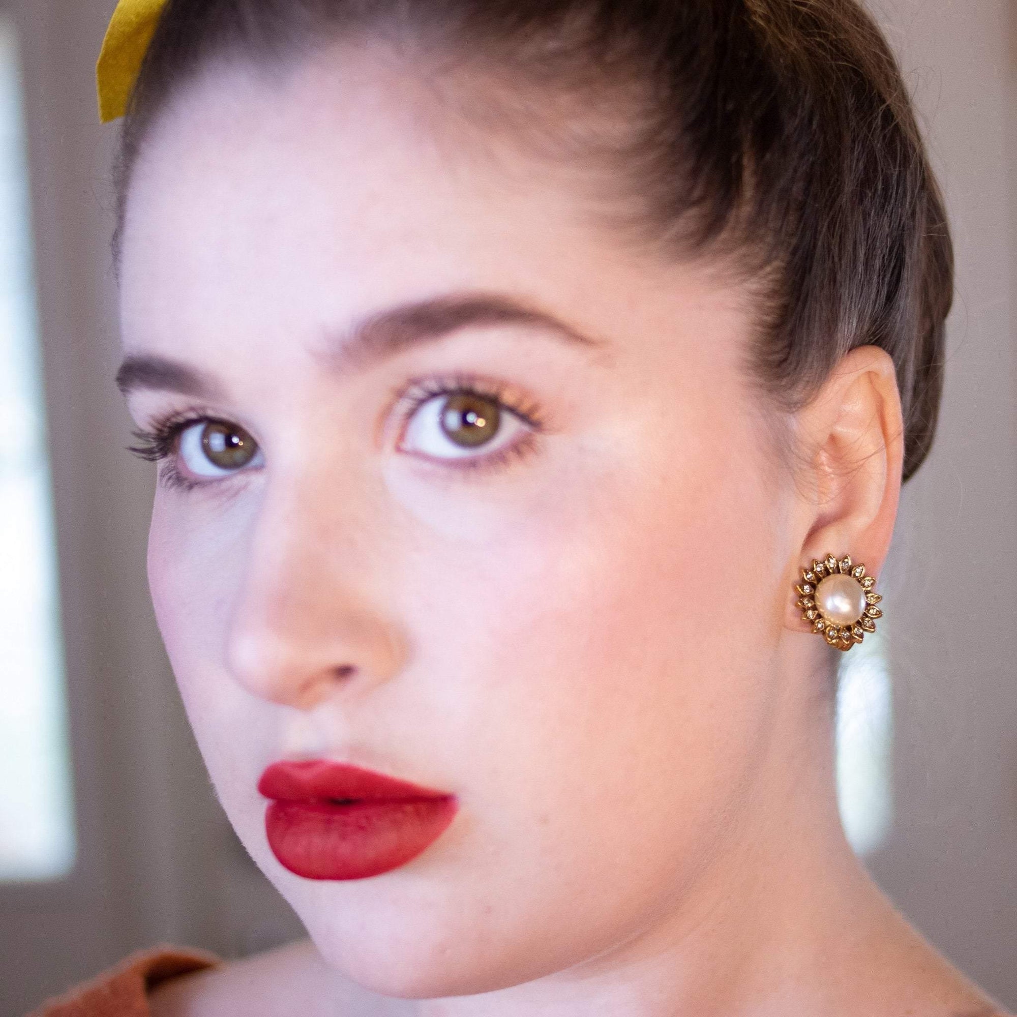 Vintage Sunflower Pearl and Diamante Crystal Earrings by Unsigned - Vintage Meet Modern Vintage Jewelry - Chicago, Illinois - #oldhollywoodglamour #vintagemeetmodern #designervintage #jewelrybox #antiquejewelry #vintagejewelry