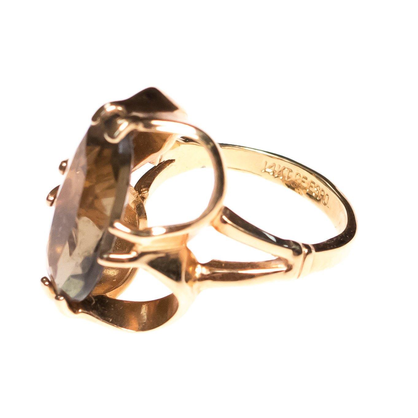 Vintage 1950s Espo Olive Quartz Cocktail Ring by Esposito - Vintage Meet Modern Vintage Jewelry - Chicago, Illinois - #oldhollywoodglamour #vintagemeetmodern #designervintage #jewelrybox #antiquejewelry #vintagejewelry