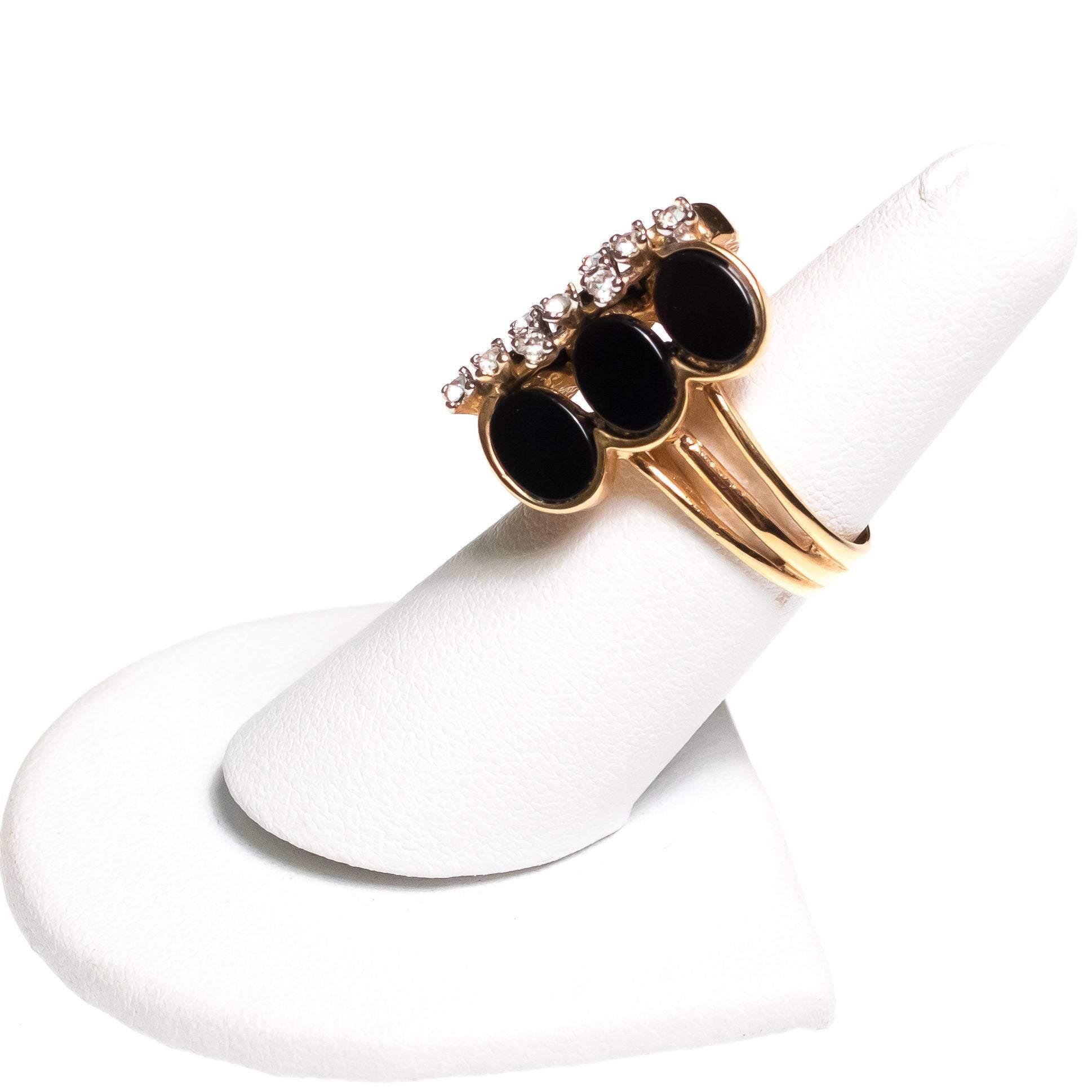 Vintage Art Deco Inspired Cocktail Ring with Jet Discs and Diamante Crystals by Art Deco Style - Vintage Meet Modern Vintage Jewelry - Chicago, Illinois - #oldhollywoodglamour #vintagemeetmodern #designervintage #jewelrybox #antiquejewelry #vintagejewelry