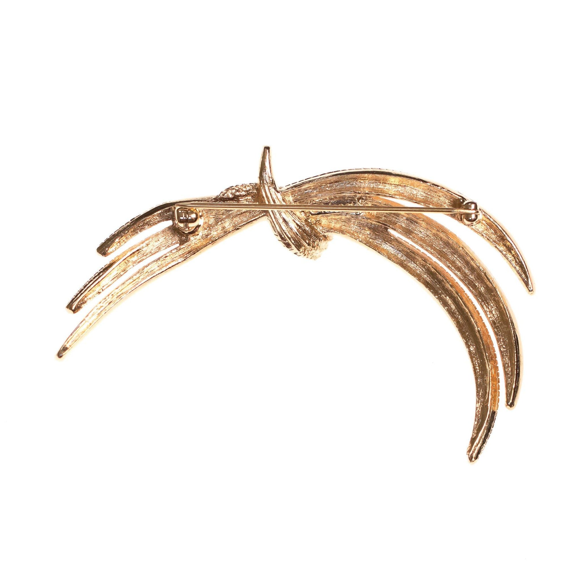 1960s Monet Classic Gold Crest Brooch by Monet - Vintage Meet Modern Vintage Jewelry - Chicago, Illinois - #oldhollywoodglamour #vintagemeetmodern #designervintage #jewelrybox #antiquejewelry #vintagejewelry