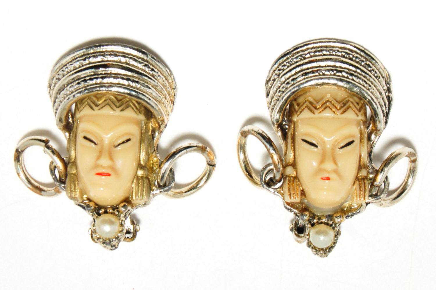 1950's Asian Princess Faces Bracelet and Earrings Set by 1950's - Vintage Meet Modern Vintage Jewelry - Chicago, Illinois - #oldhollywoodglamour #vintagemeetmodern #designervintage #jewelrybox #antiquejewelry #vintagejewelry