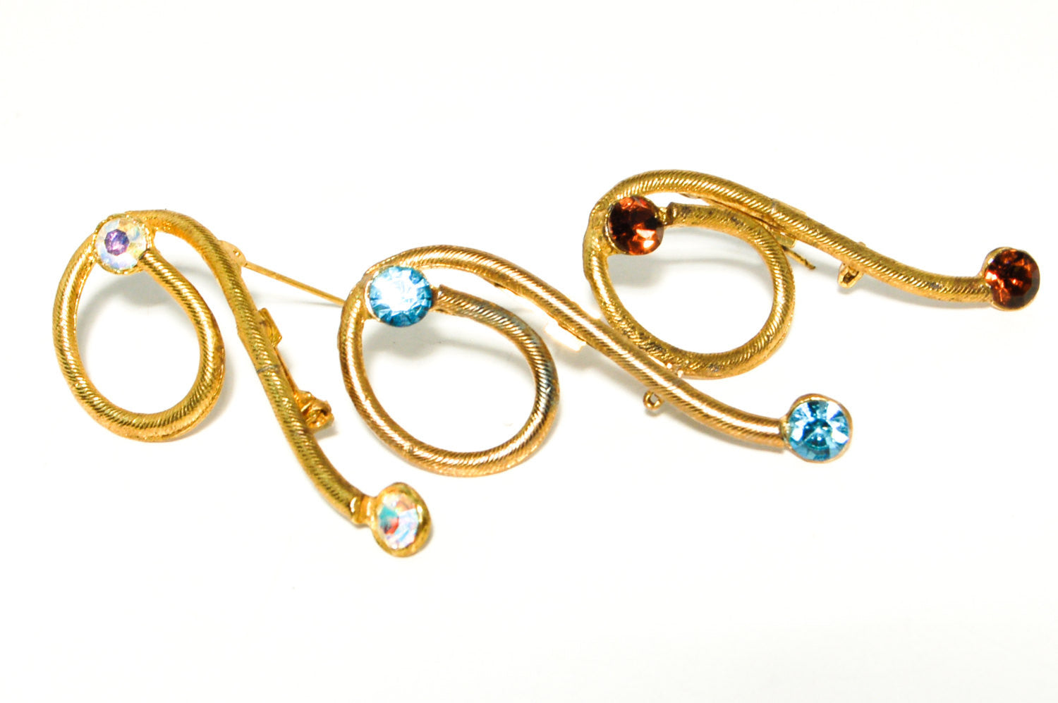 1950's Three  Rhinestone Brooch Set by 1950's - Vintage Meet Modern Vintage Jewelry - Chicago, Illinois - #oldhollywoodglamour #vintagemeetmodern #designervintage #jewelrybox #antiquejewelry #vintagejewelry