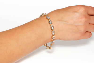 White Sapphire 10kt Gold Large Oval Faceted Pale Green Blue Zircon Tennis Line Style Bracelet by 1980s - Vintage Meet Modern Vintage Jewelry - Chicago, Illinois - #oldhollywoodglamour #vintagemeetmodern #designervintage #jewelrybox #antiquejewelry #vintagejewelry