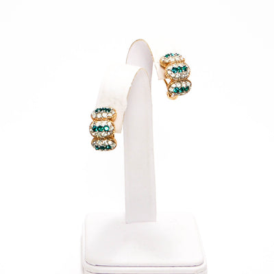 Ciner Emerald Green Brilliant Sparkling Rhinestone Earrings Gold Tone Clip by Ciner - Vintage Meet Modern Vintage Jewelry - Chicago, Illinois - #oldhollywoodglamour #vintagemeetmodern #designervintage #jewelrybox #antiquejewelry #vintagejewelry