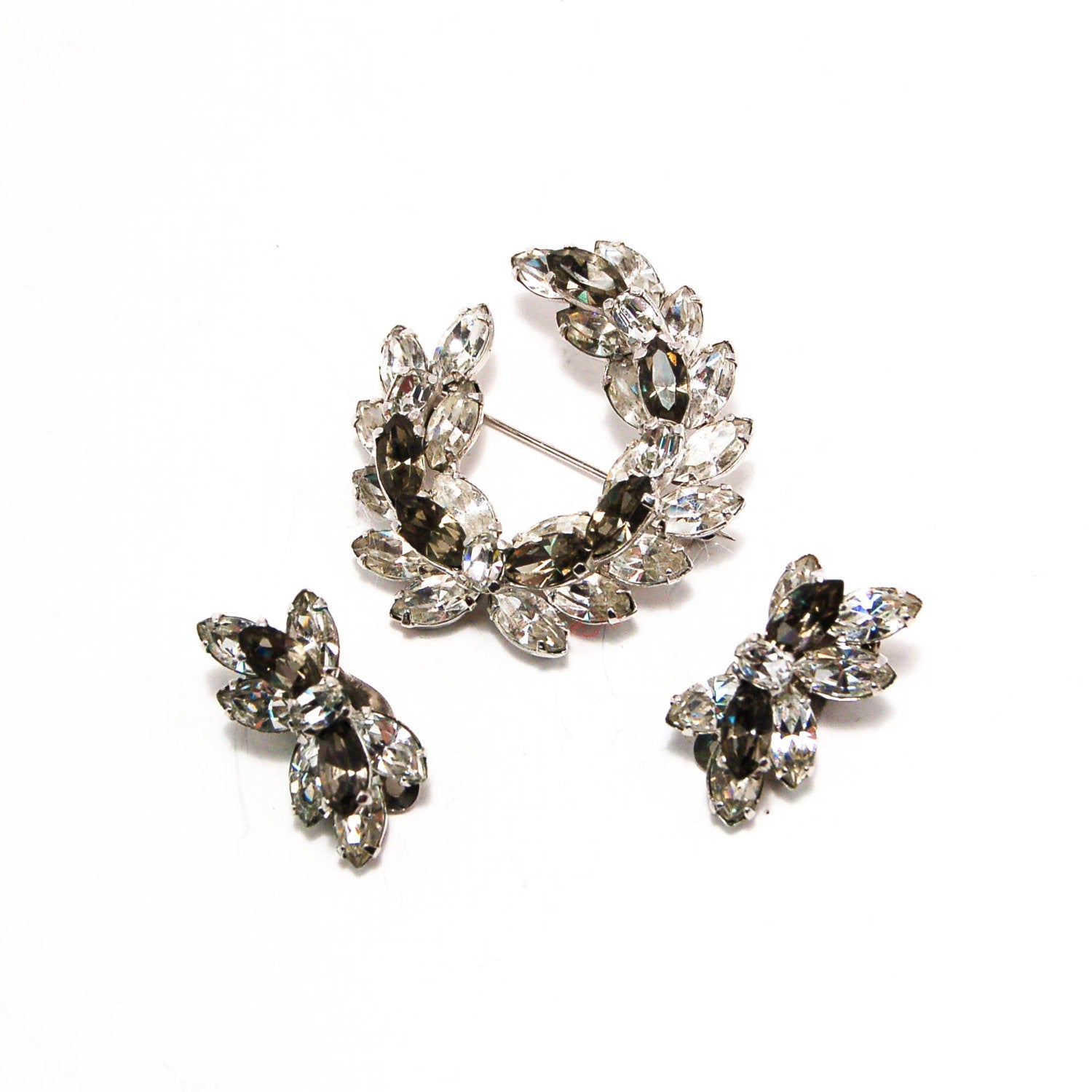1950's Brooch and Earrings Set with Black Rhinestones by Sherman by Sherman - Vintage Meet Modern Vintage Jewelry - Chicago, Illinois - #oldhollywoodglamour #vintagemeetmodern #designervintage #jewelrybox #antiquejewelry #vintagejewelry