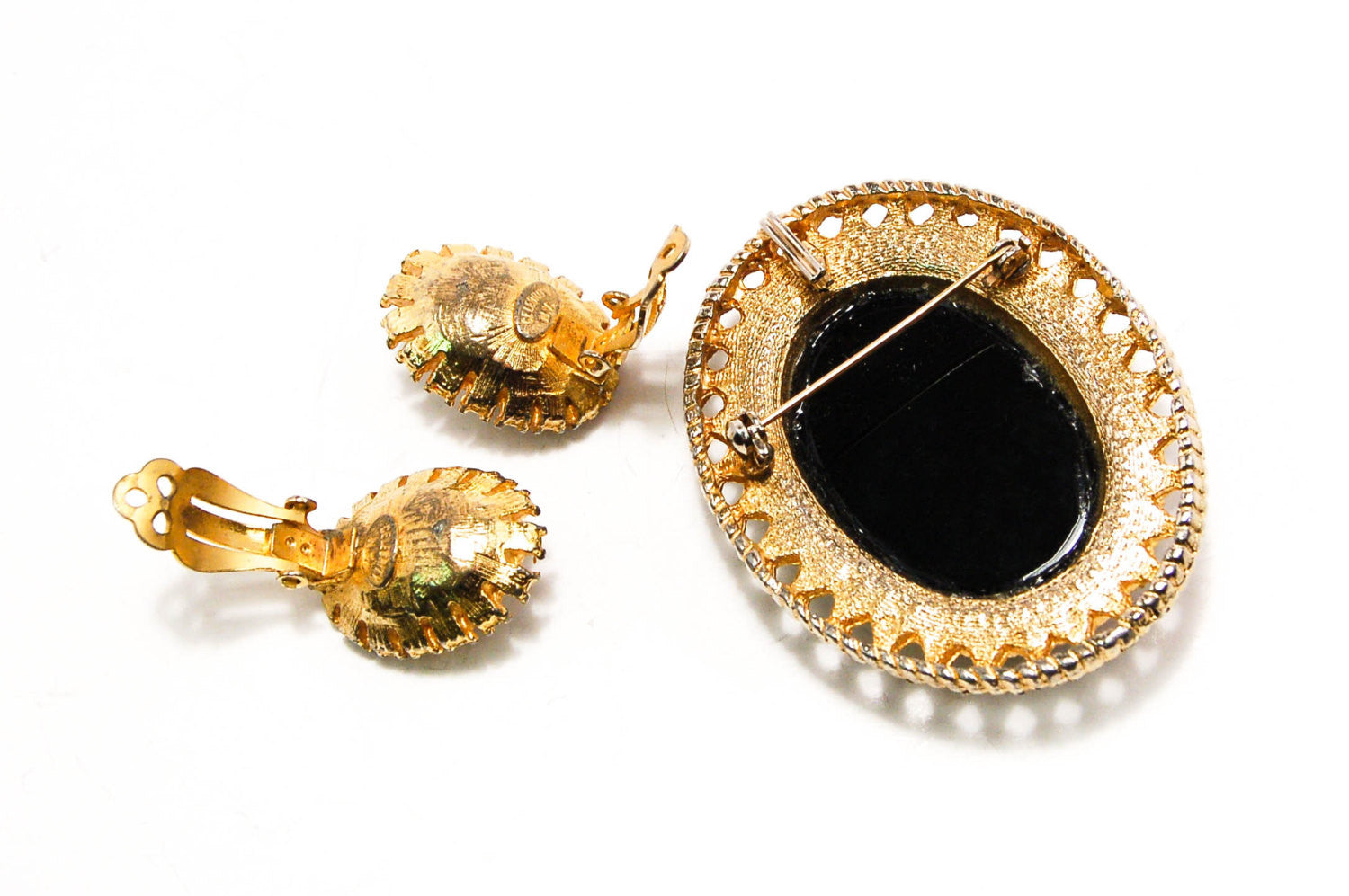 1950's Rose Cameo Pendant Brooch and Earrings Set by Celebrity by Celebrity New York - Vintage Meet Modern Vintage Jewelry - Chicago, Illinois - #oldhollywoodglamour #vintagemeetmodern #designervintage #jewelrybox #antiquejewelry #vintagejewelry