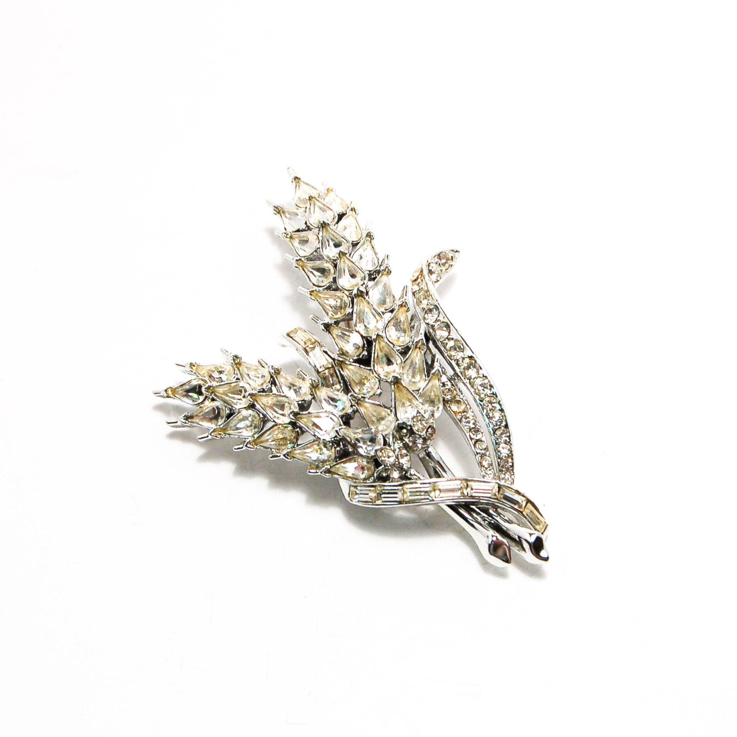 1950's Silver Tone Rhinestone Wheat Brooch by 1950's - Vintage Meet Modern Vintage Jewelry - Chicago, Illinois - #oldhollywoodglamour #vintagemeetmodern #designervintage #jewelrybox #antiquejewelry #vintagejewelry