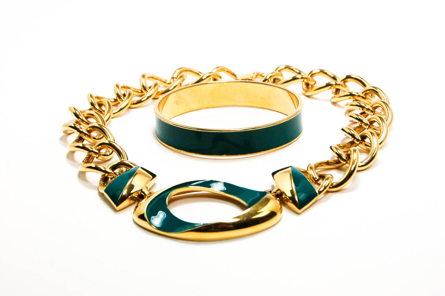 Vintage Monet Gold Chunky Chain Necklace with Green Enamel Accent by Monet - Vintage Meet Modern Vintage Jewelry - Chicago, Illinois - #oldhollywoodglamour #vintagemeetmodern #designervintage #jewelrybox #antiquejewelry #vintagejewelry