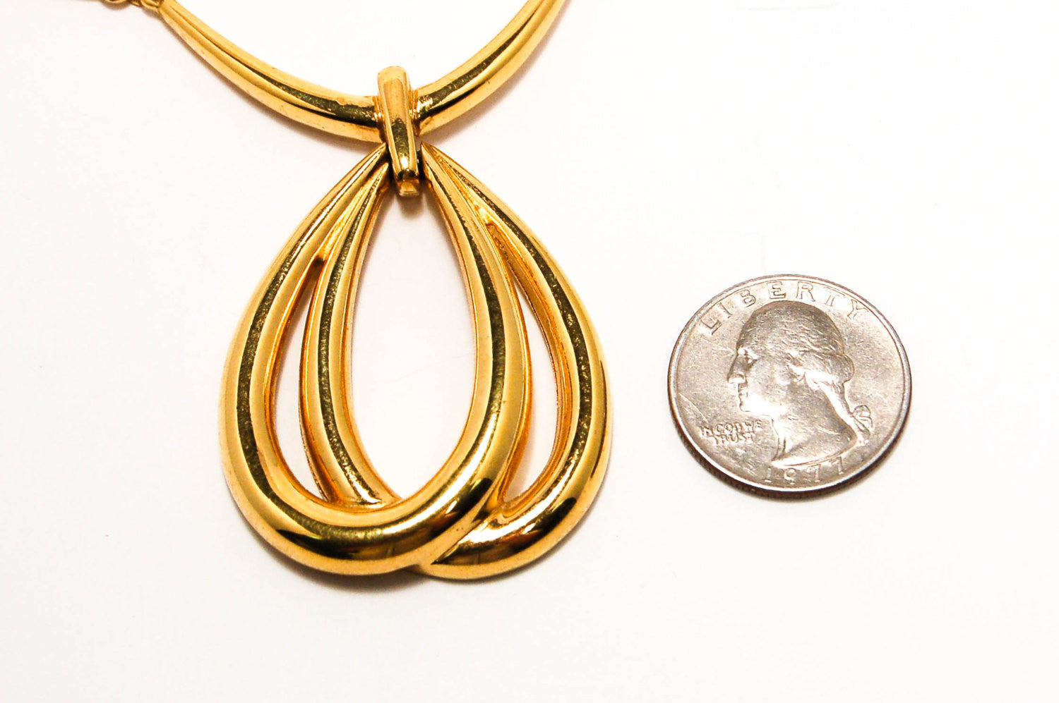 Gold Statement Necklace and Earrings by Crown Trifari by Crown Trifari - Vintage Meet Modern Vintage Jewelry - Chicago, Illinois - #oldhollywoodglamour #vintagemeetmodern #designervintage #jewelrybox #antiquejewelry #vintagejewelry