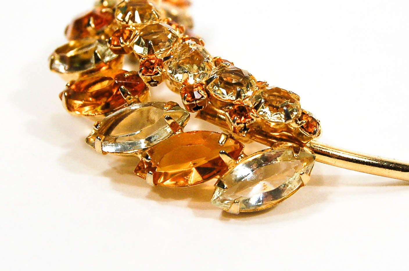 Amber Tone Leaf Rhinestone Brooch by Juliana D & E by Juliana D & E - Vintage Meet Modern Vintage Jewelry - Chicago, Illinois - #oldhollywoodglamour #vintagemeetmodern #designervintage #jewelrybox #antiquejewelry #vintagejewelry