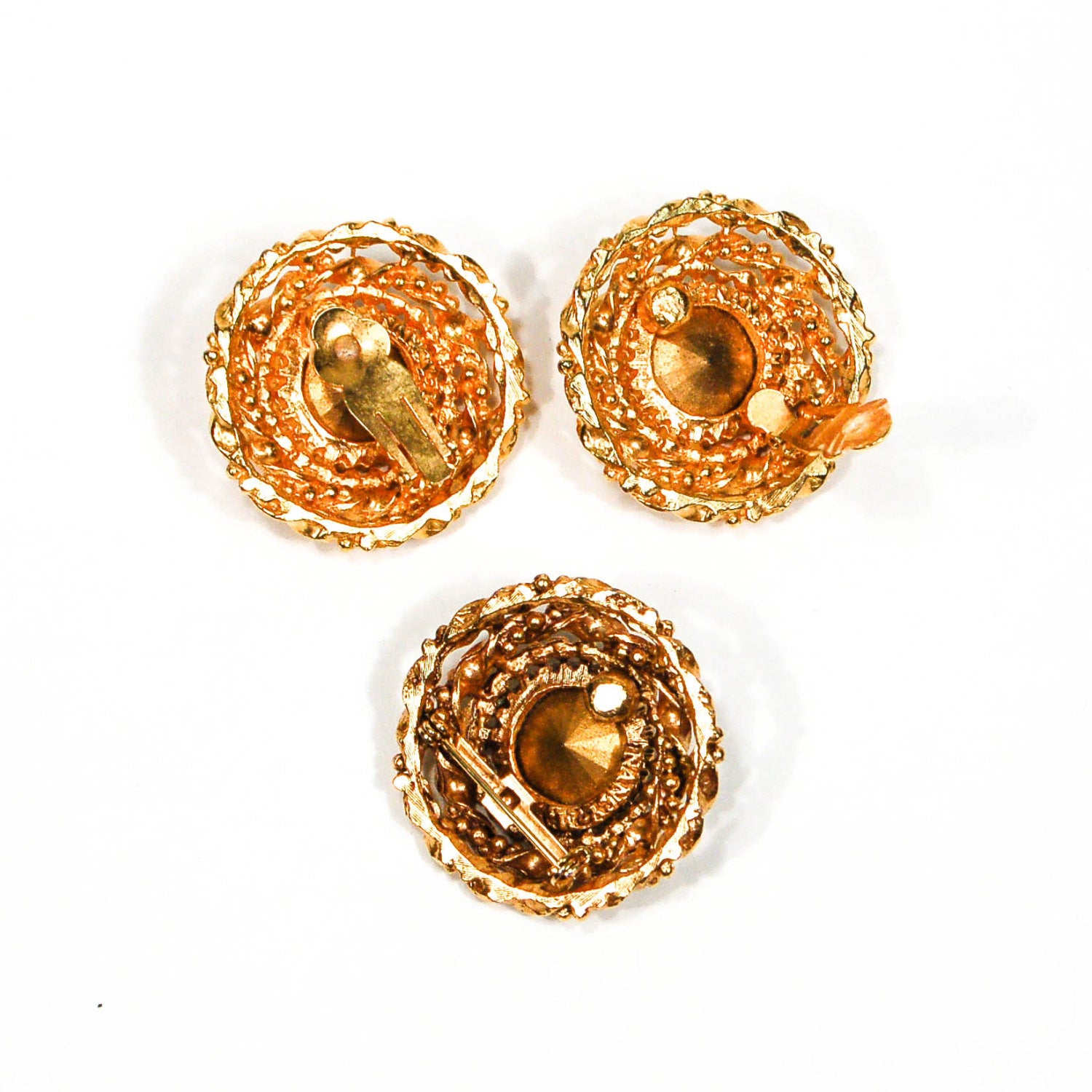 Bold Gold and Blue Rivoli Rhinestone Earrings and Brooch Set by Nancy M - Vintage Meet Modern Vintage Jewelry - Chicago, Illinois - #oldhollywoodglamour #vintagemeetmodern #designervintage #jewelrybox #antiquejewelry #vintagejewelry