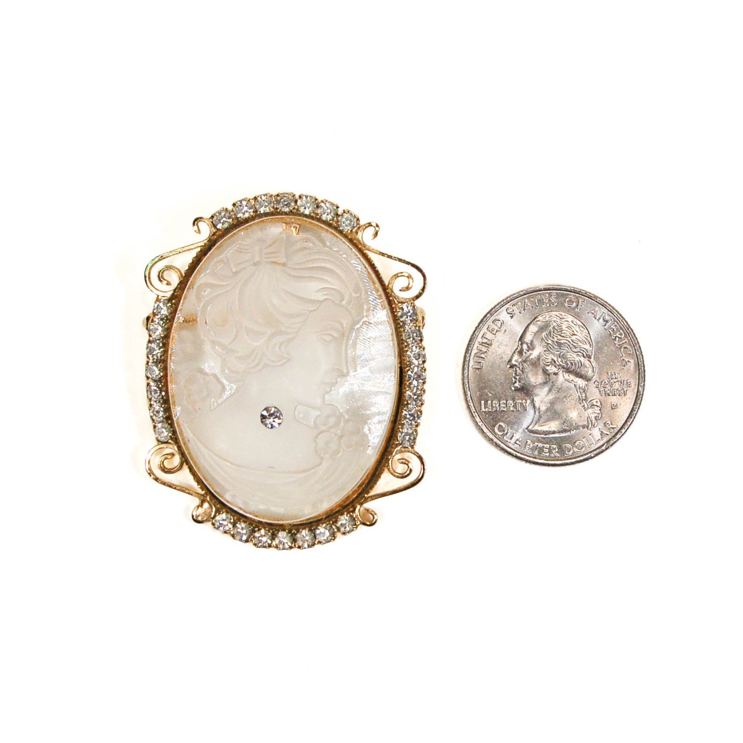 1960's Gold Tone Lucite Cameo Pendant Brooch by 1960s Vintage - Vintage Meet Modern Vintage Jewelry - Chicago, Illinois - #oldhollywoodglamour #vintagemeetmodern #designervintage #jewelrybox #antiquejewelry #vintagejewelry