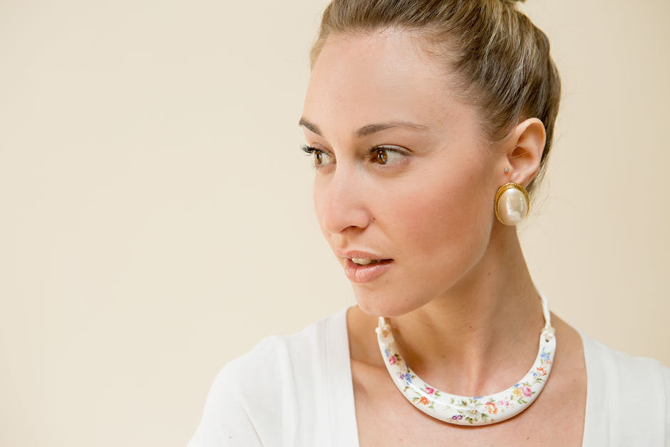 Royal Worcester Floral Fine Bone China Necklace by Kenneth Jay Lane by KJL - Vintage Meet Modern Vintage Jewelry - Chicago, Illinois - #oldhollywoodglamour #vintagemeetmodern #designervintage #jewelrybox #antiquejewelry #vintagejewelry