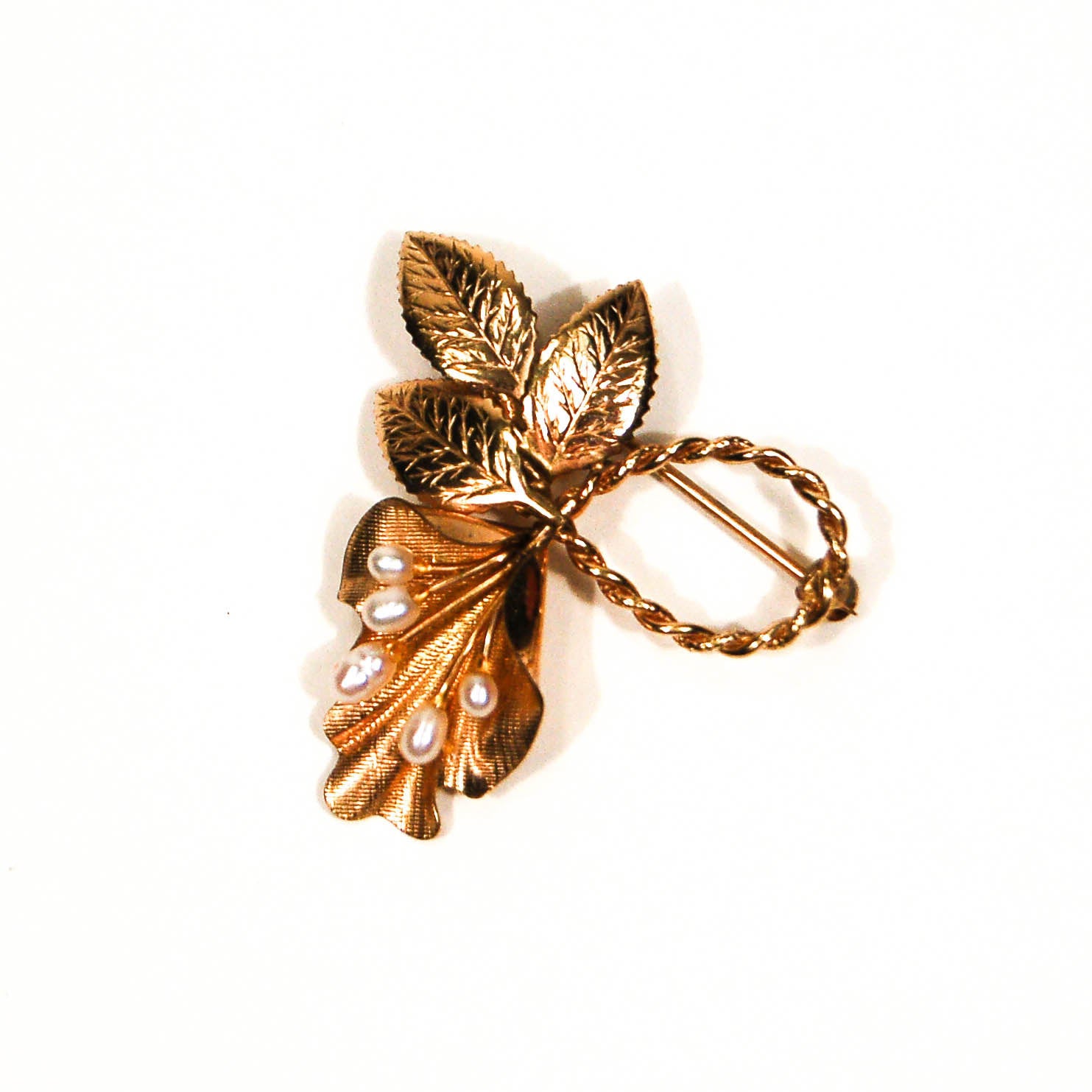 1940's Gold and Cultured Pearl Lily Brooch by 1940's - Vintage Meet Modern Vintage Jewelry - Chicago, Illinois - #oldhollywoodglamour #vintagemeetmodern #designervintage #jewelrybox #antiquejewelry #vintagejewelry