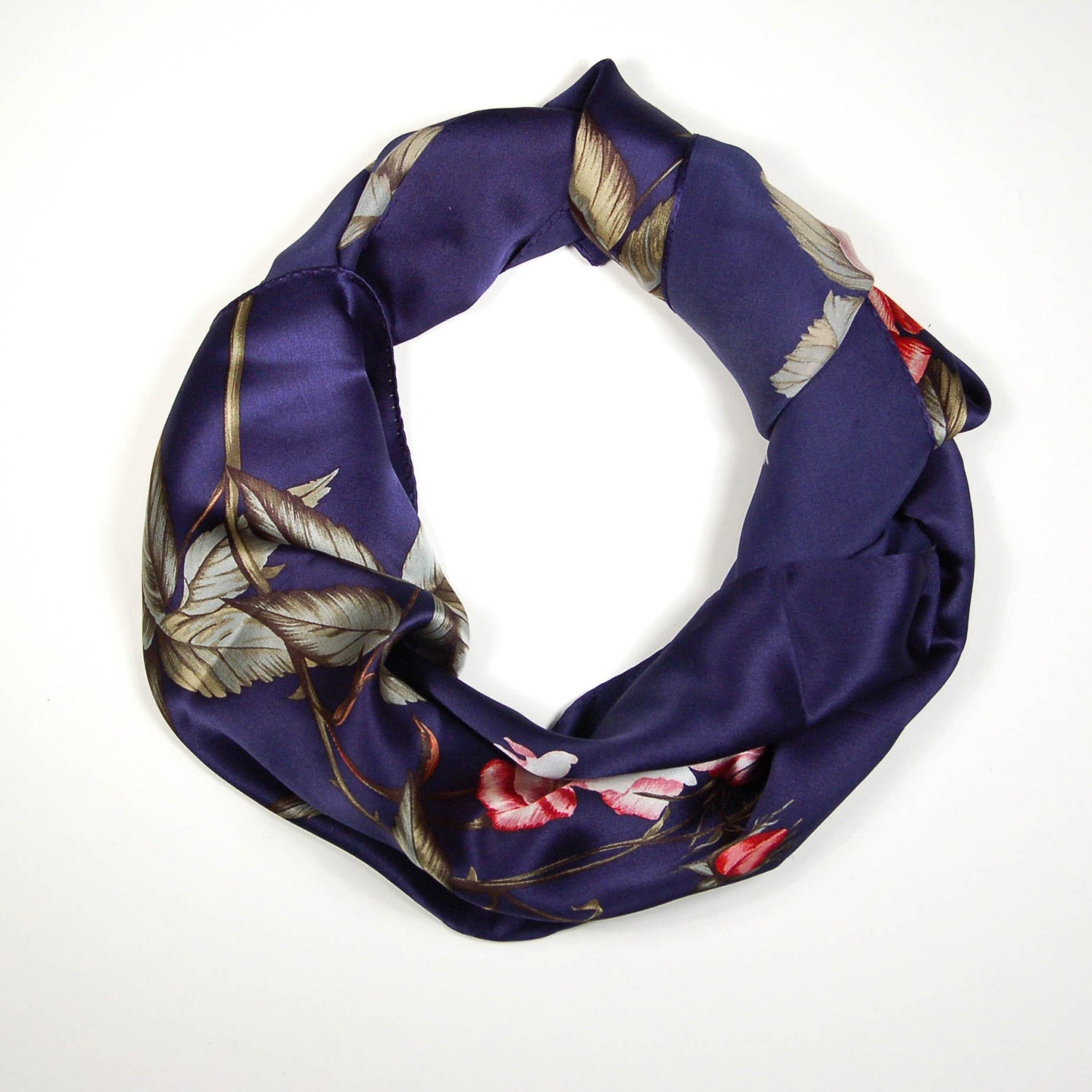 Blue Silk Scarf with Red Roses by Echo by Echo - Vintage Meet Modern Vintage Jewelry - Chicago, Illinois - #oldhollywoodglamour #vintagemeetmodern #designervintage #jewelrybox #antiquejewelry #vintagejewelry