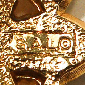 Snowflake Rhinestone Pendant by Swarovski SAL by Swarovski - Vintage Meet Modern Vintage Jewelry - Chicago, Illinois - #oldhollywoodglamour #vintagemeetmodern #designervintage #jewelrybox #antiquejewelry #vintagejewelry