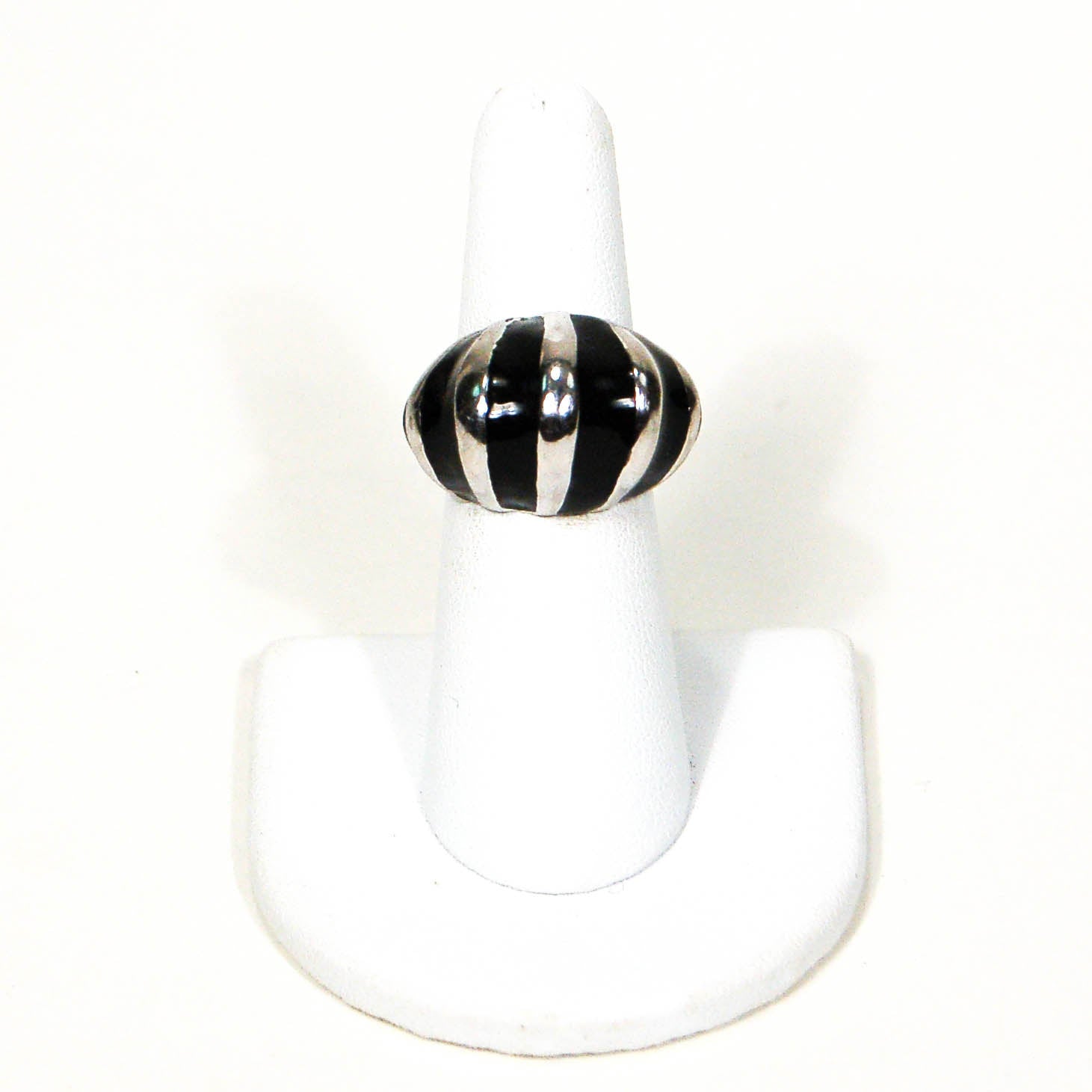 Sterling Silver Black Minimalist  Dome Ring by 1980s - Vintage Meet Modern Vintage Jewelry - Chicago, Illinois - #oldhollywoodglamour #vintagemeetmodern #designervintage #jewelrybox #antiquejewelry #vintagejewelry