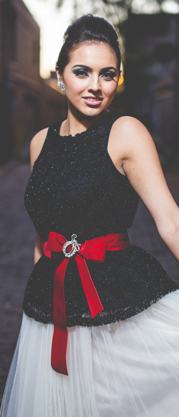 1940's Art Deco Rhinestone Brooch by Crown Trifari by Crown Trifari - Vintage Meet Modern Vintage Jewelry - Chicago, Illinois - #oldhollywoodglamour #vintagemeetmodern #designervintage #jewelrybox #antiquejewelry #vintagejewelry