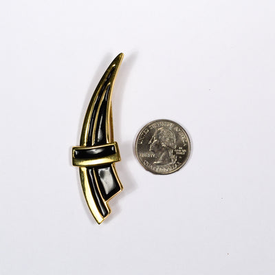 Black and Gold Crest Brooch by Monet by Unsigned Beauty - Vintage Meet Modern Vintage Jewelry - Chicago, Illinois - #oldhollywoodglamour #vintagemeetmodern #designervintage #jewelrybox #antiquejewelry #vintagejewelry