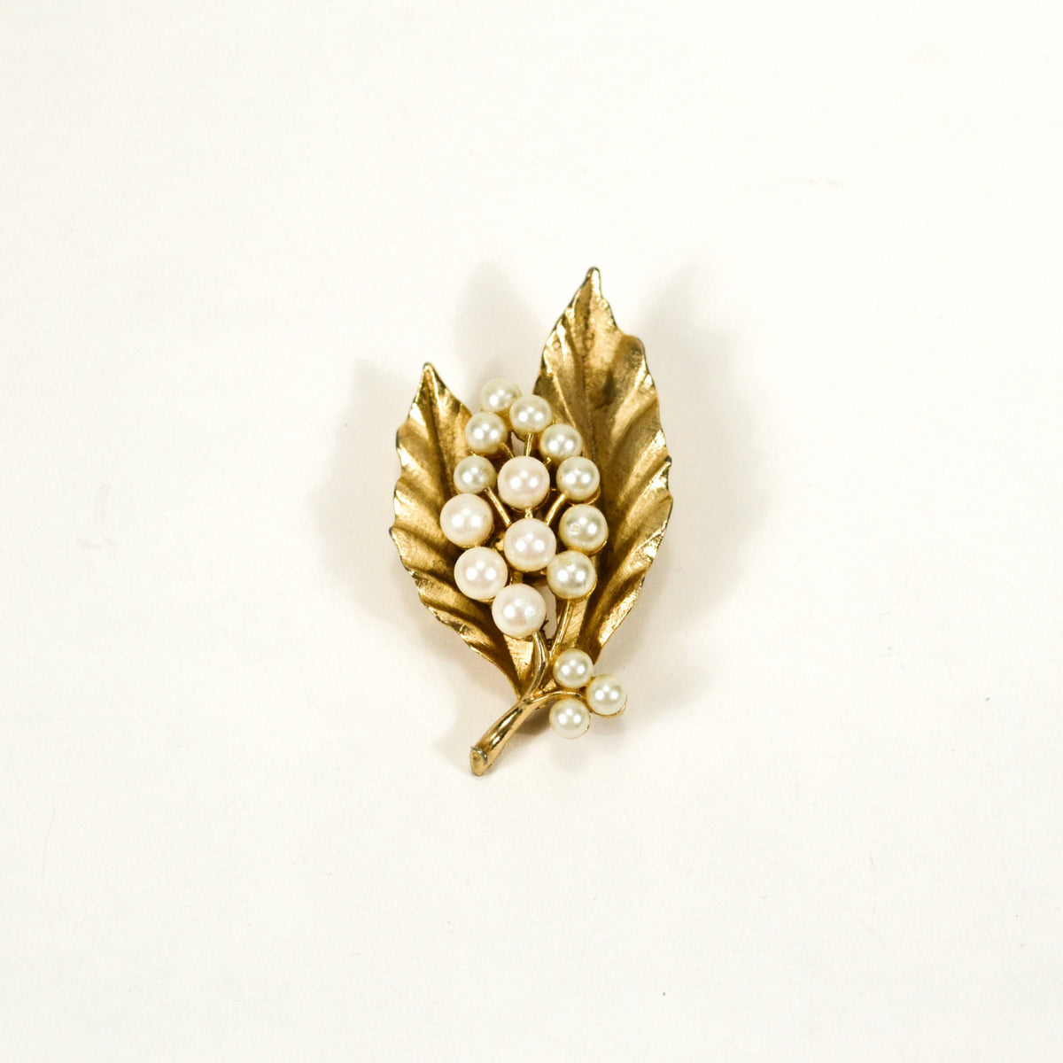 Lisner Gold and Pearl Leaf Brooch