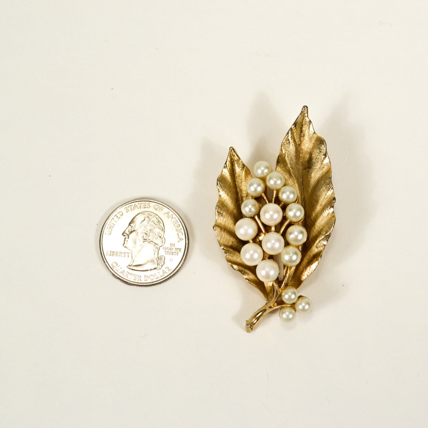 Lisner Gold and Pearl Leaf Brooch by Lisner - Vintage Meet Modern Vintage Jewelry - Chicago, Illinois - #oldhollywoodglamour #vintagemeetmodern #designervintage #jewelrybox #antiquejewelry #vintagejewelry
