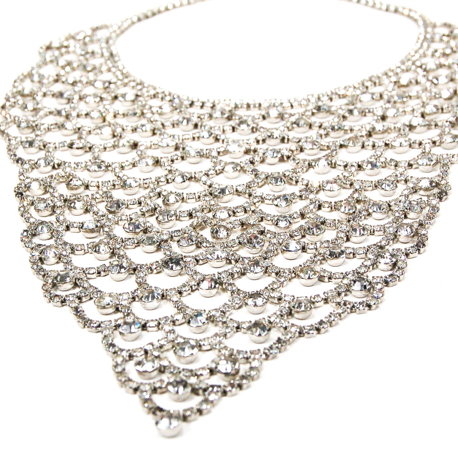 Sparkling Rhinestone Bib Statement Necklace by Unsigned Beauty - Vintage Meet Modern Vintage Jewelry - Chicago, Illinois - #oldhollywoodglamour #vintagemeetmodern #designervintage #jewelrybox #antiquejewelry #vintagejewelry