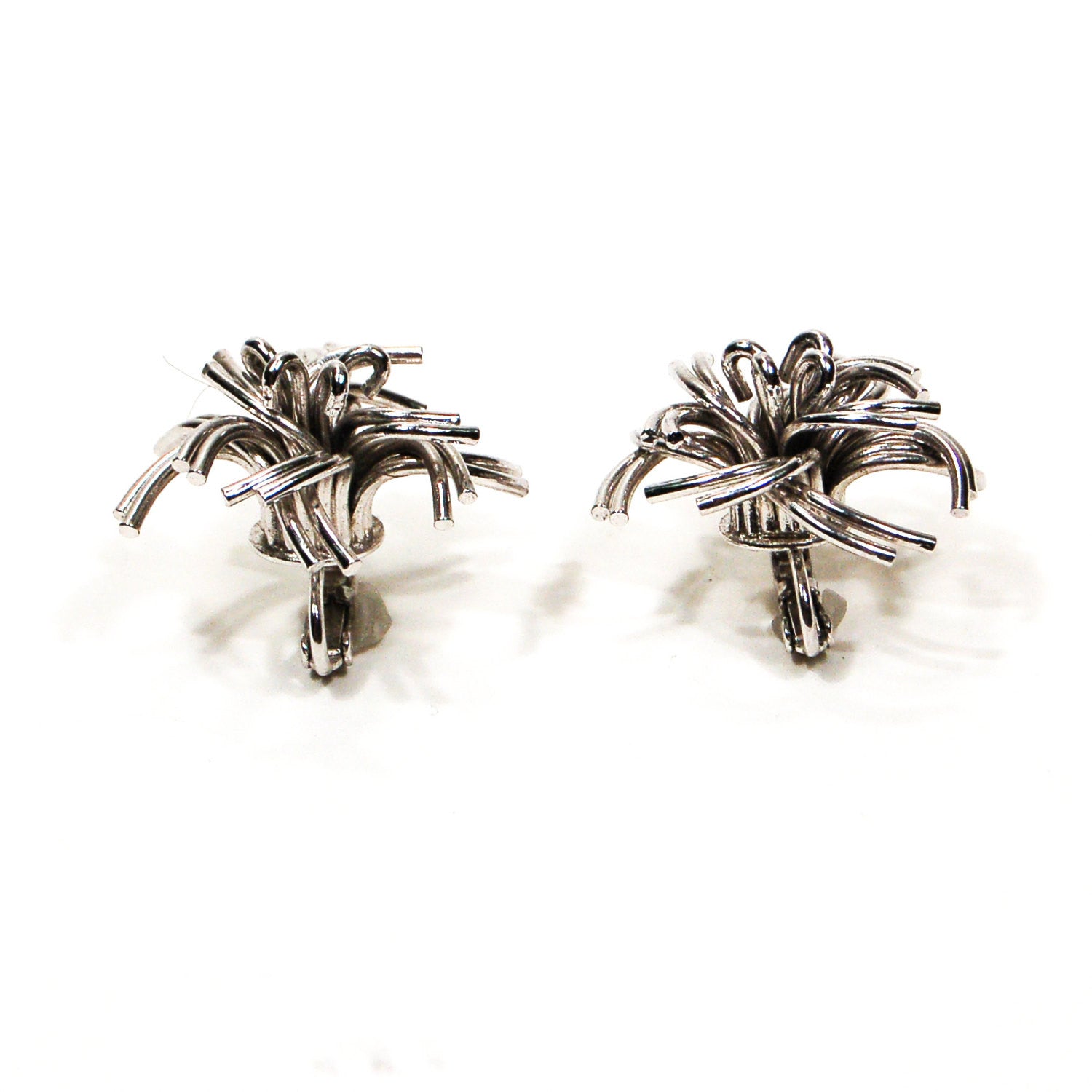 Mid Century Modern Silver Tone Atomic Starburst Earrings by Unsigned Beauty - Vintage Meet Modern Vintage Jewelry - Chicago, Illinois - #oldhollywoodglamour #vintagemeetmodern #designervintage #jewelrybox #antiquejewelry #vintagejewelry