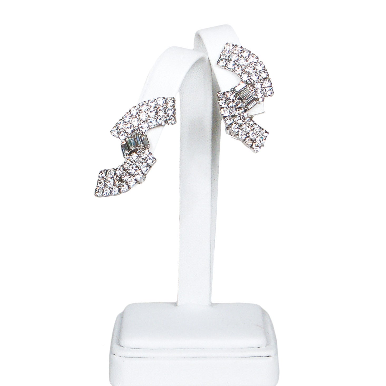 Rhinestone Wave Ear Crawler Earrings by Unsigned Beauty - Vintage Meet Modern Vintage Jewelry - Chicago, Illinois - #oldhollywoodglamour #vintagemeetmodern #designervintage #jewelrybox #antiquejewelry #vintagejewelry