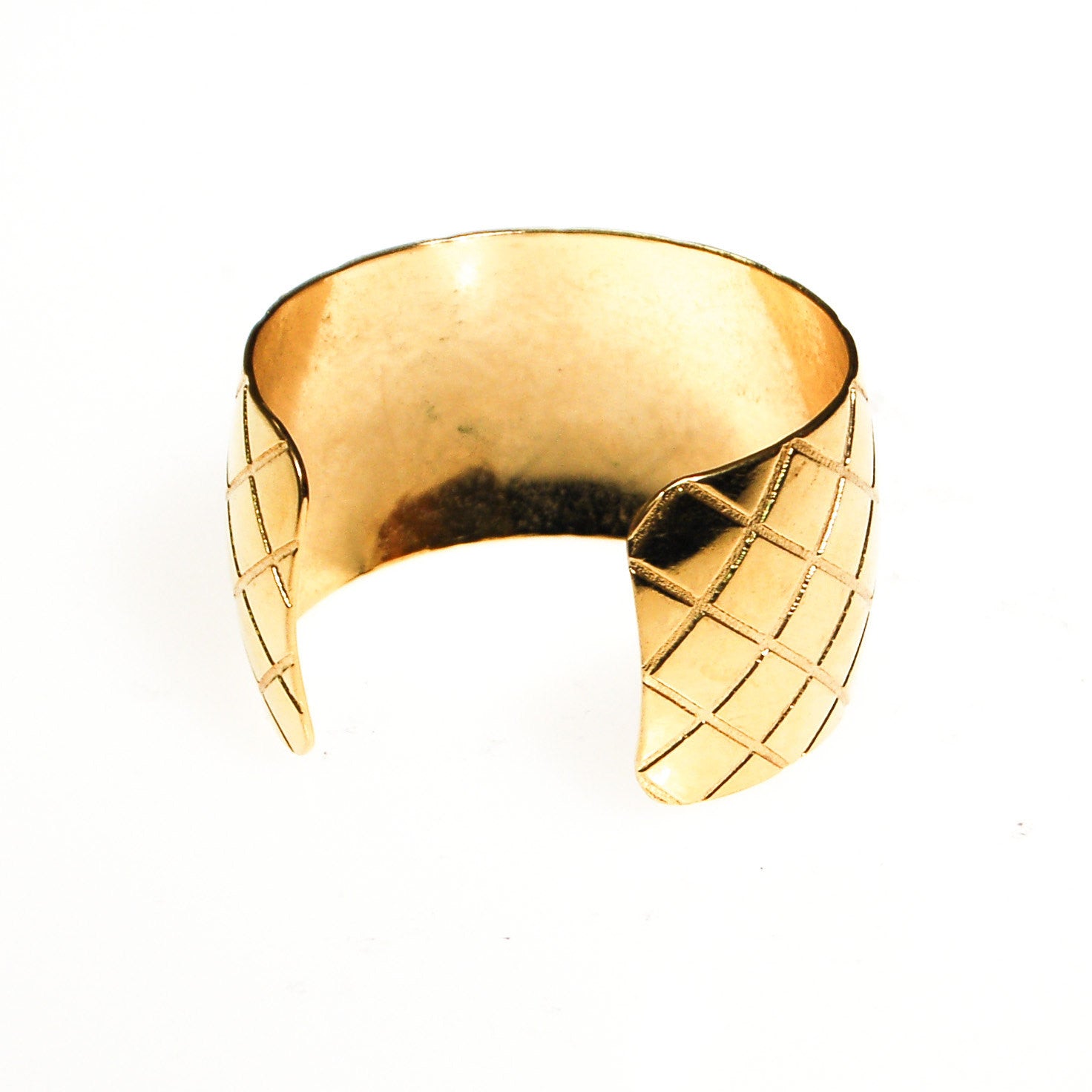 Gold Quilted Cuff Bracelet by Unsigned Beauty - Vintage Meet Modern Vintage Jewelry - Chicago, Illinois - #oldhollywoodglamour #vintagemeetmodern #designervintage #jewelrybox #antiquejewelry #vintagejewelry