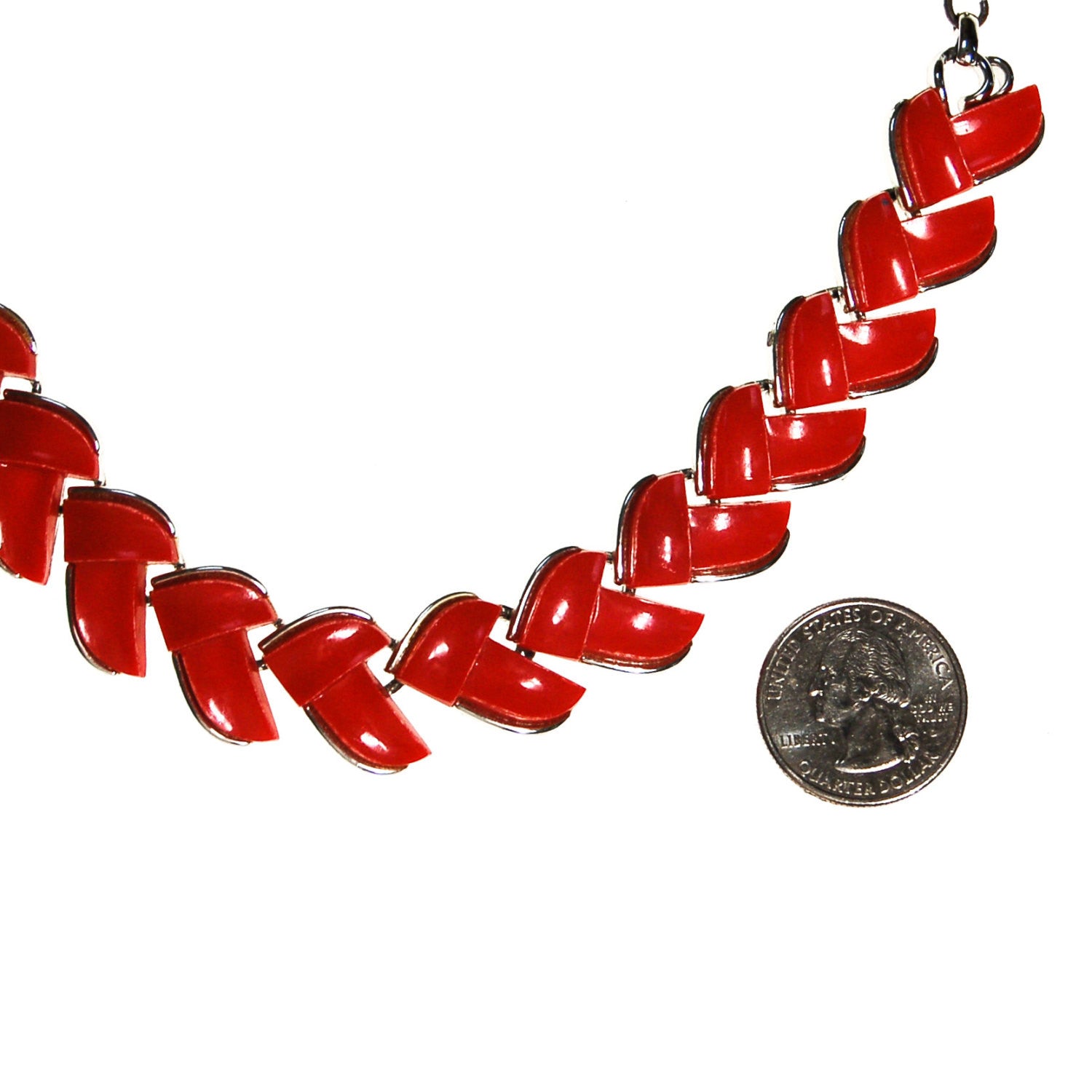 Retro Red Thermoset Necklace by Lisner by Lisner - Vintage Meet Modern Vintage Jewelry - Chicago, Illinois - #oldhollywoodglamour #vintagemeetmodern #designervintage #jewelrybox #antiquejewelry #vintagejewelry