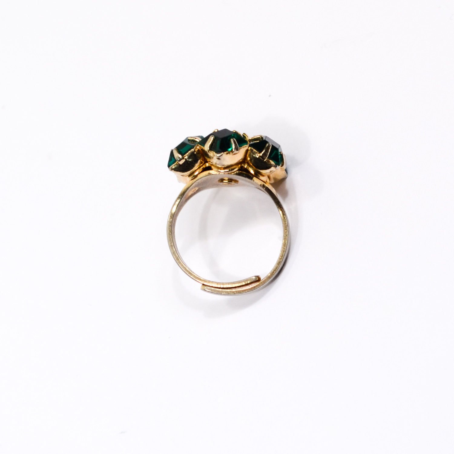 Emerald Green Rhinestone Statement Ring by Unsigned Beauty - Vintage Meet Modern Vintage Jewelry - Chicago, Illinois - #oldhollywoodglamour #vintagemeetmodern #designervintage #jewelrybox #antiquejewelry #vintagejewelry