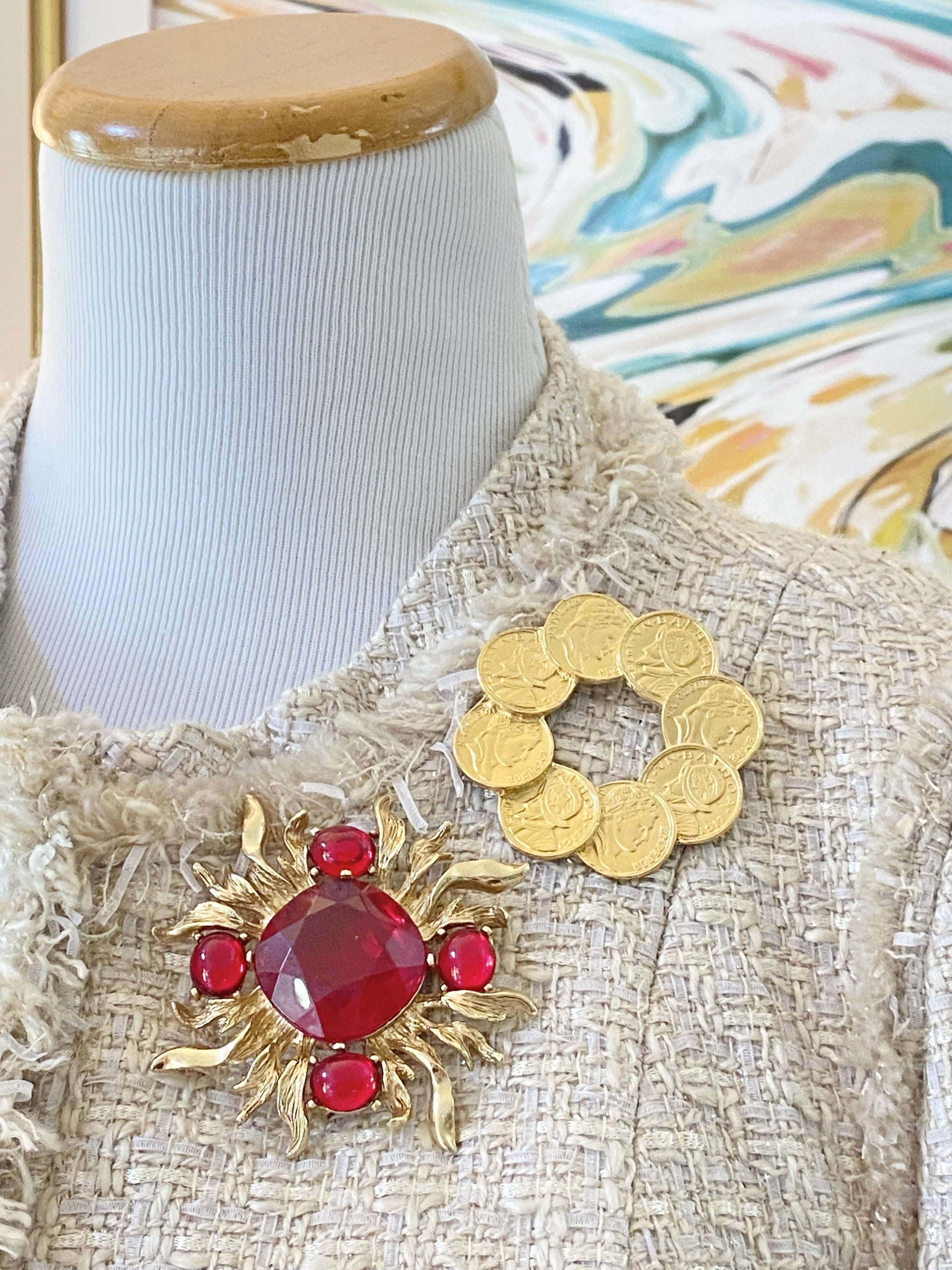 Vintage Ruby Red Crystal Flame Brooch by Unsigned Beauty - Vintage Meet Modern Vintage Jewelry - Chicago, Illinois - #oldhollywoodglamour #vintagemeetmodern #designervintage #jewelrybox #antiquejewelry #vintagejewelry