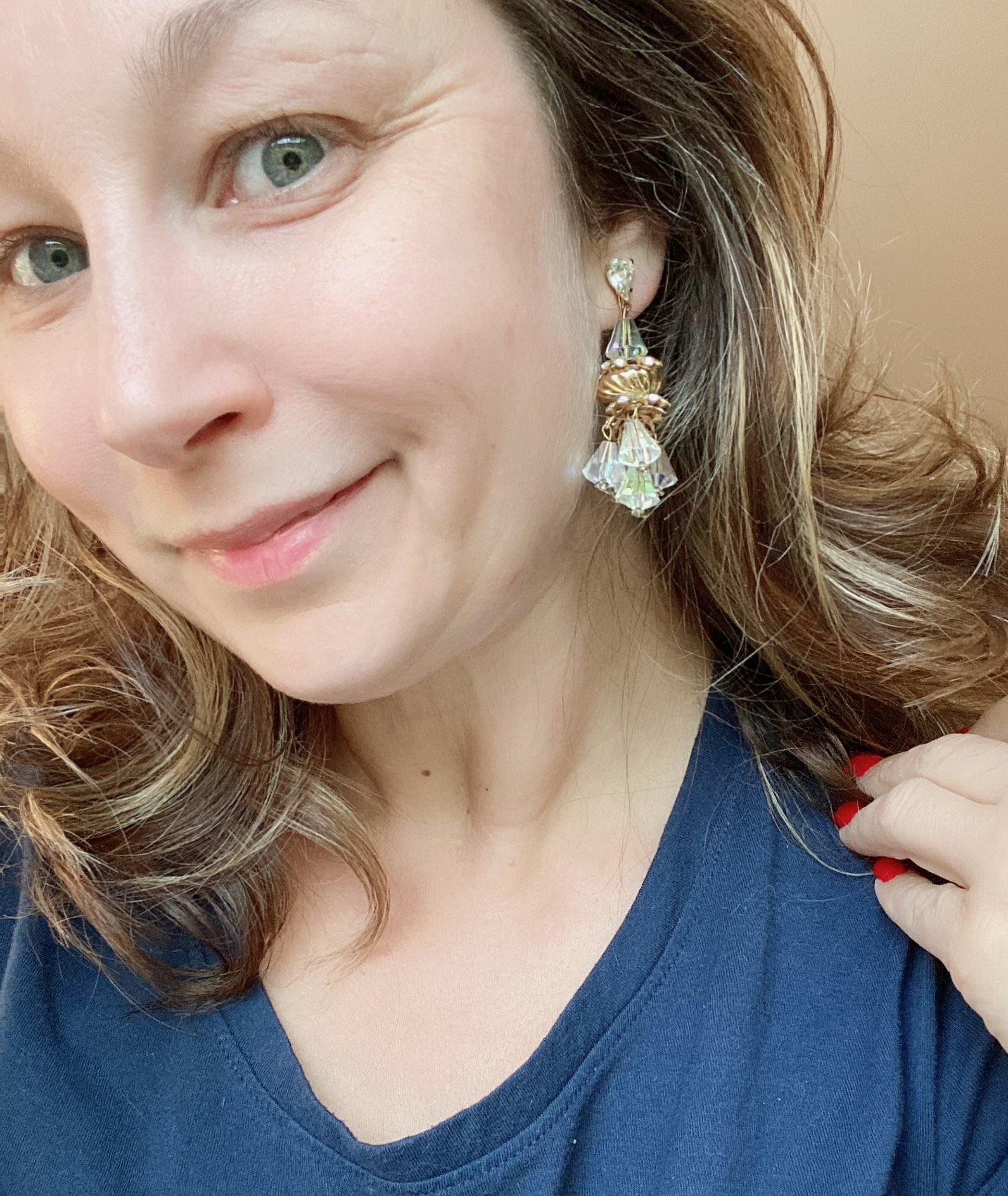 Vintage Aurora Borealis Chandelier Tiered Crystal Statement Earrings by Unsigned Beauty - Vintage Meet Modern Vintage Jewelry - Chicago, Illinois - #oldhollywoodglamour #vintagemeetmodern #designervintage #jewelrybox #antiquejewelry #vintagejewelry