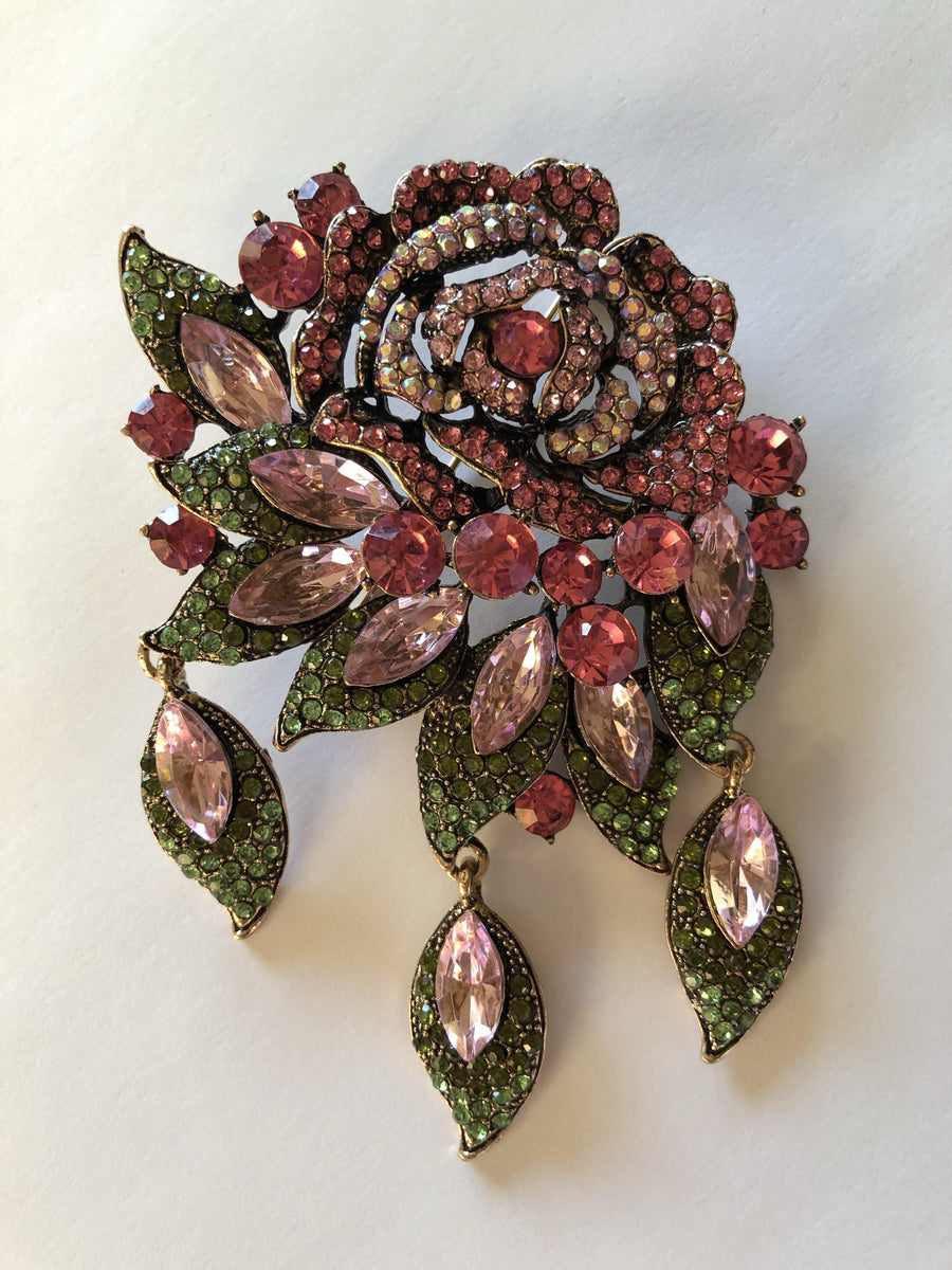 Pink Rose Brooch by Vintage Meet Modern - Vintage Meet Modern Vintage Jewelry - Chicago, Illinois - #oldhollywoodglamour #vintagemeetmodern #designervintage #jewelrybox #antiquejewelry #vintagejewelry