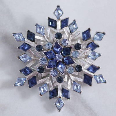 Vintage Coro Blue Snowflake Rhinestone Brooch by Coro - Vintage Meet Modern Vintage Jewelry - Chicago, Illinois - #oldhollywoodglamour #vintagemeetmodern #designervintage #jewelrybox #antiquejewelry #vintagejewelry