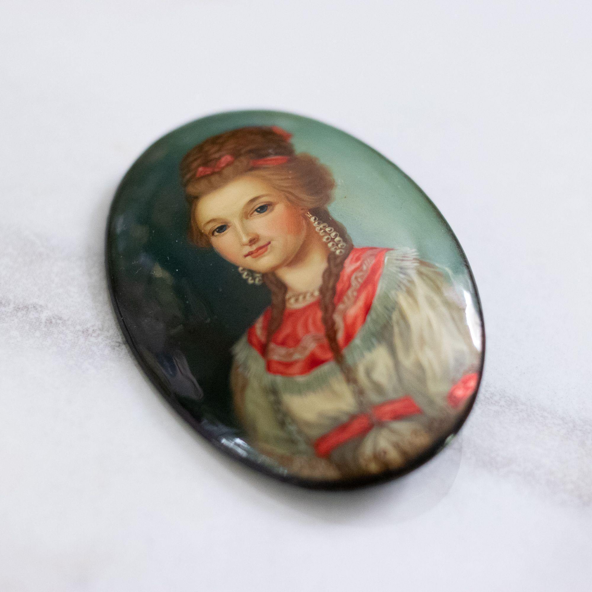 Vintage Russian Lacquer Hand Painted Princess Brooch by Made in Russian - Vintage Meet Modern Vintage Jewelry - Chicago, Illinois - #oldhollywoodglamour #vintagemeetmodern #designervintage #jewelrybox #antiquejewelry #vintagejewelry