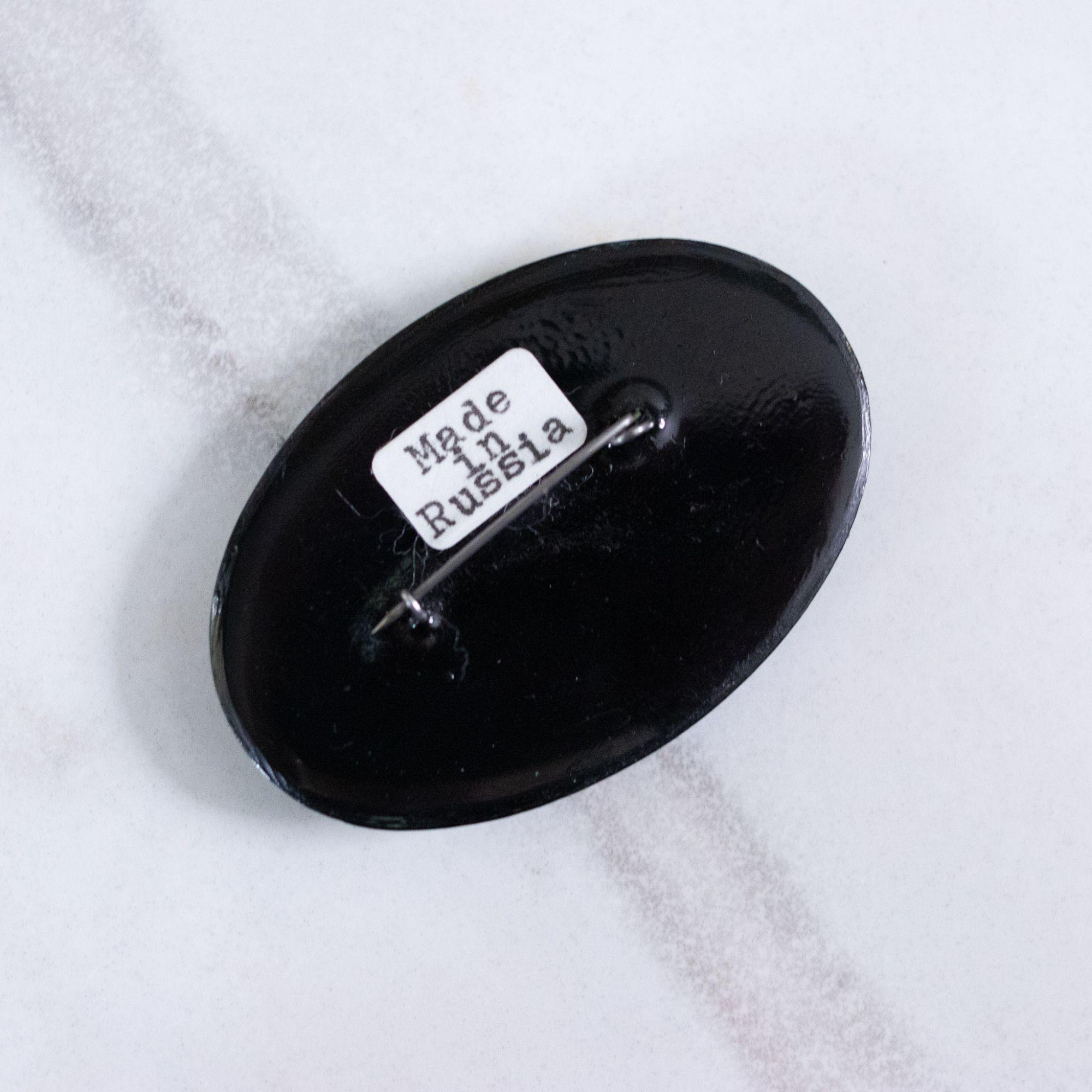 Vintage Russian Lacquer Hand Painted Princess Brooch by Made in Russian - Vintage Meet Modern Vintage Jewelry - Chicago, Illinois - #oldhollywoodglamour #vintagemeetmodern #designervintage #jewelrybox #antiquejewelry #vintagejewelry