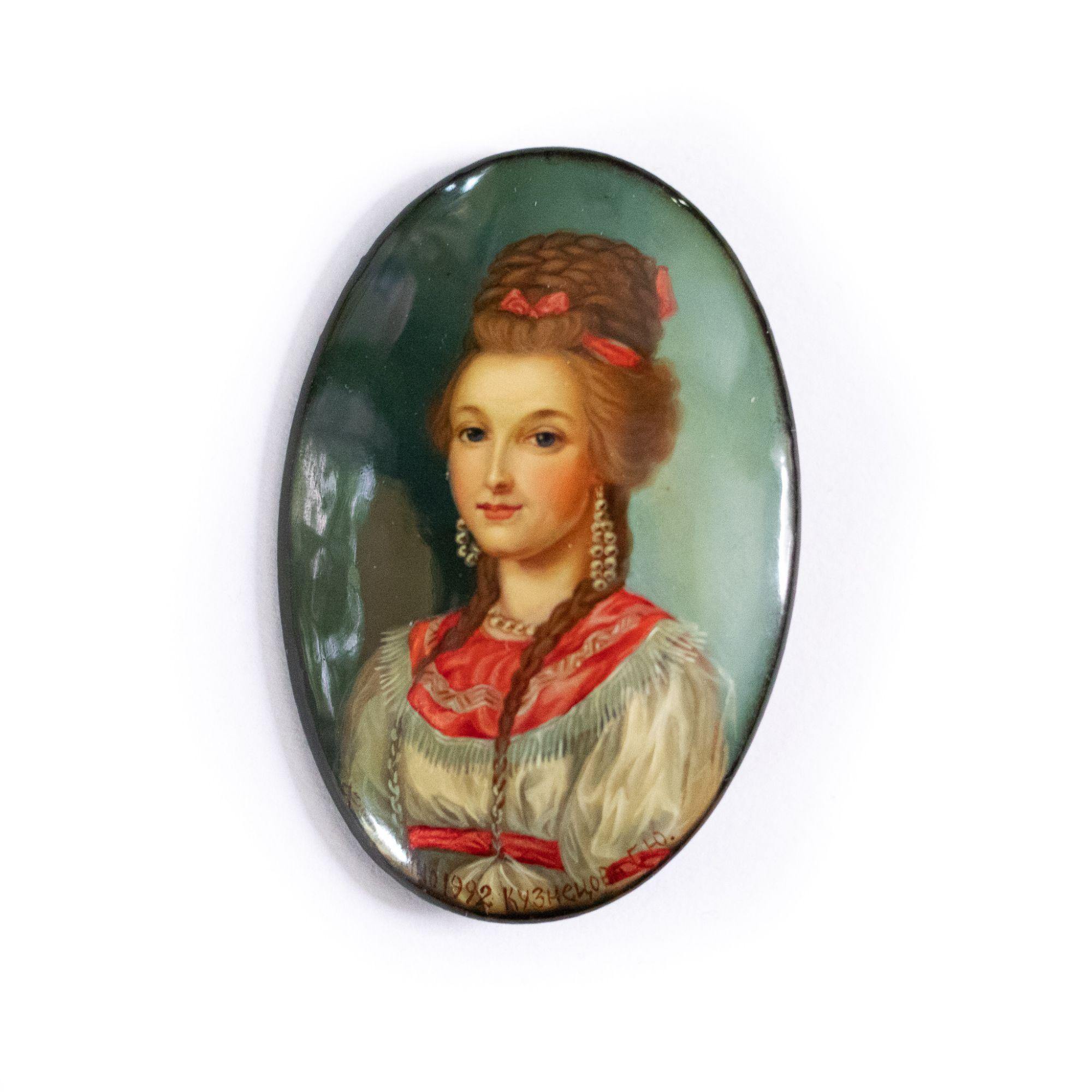 Vintage Russian Lacquer Hand Painted Princess Brooch by Made in Russian - Vintage Meet Modern Vintage Jewelry - Chicago, Illinois - #oldhollywoodglamour #vintagemeetmodern #designervintage #jewelrybox #antiquejewelry #vintagejewelry